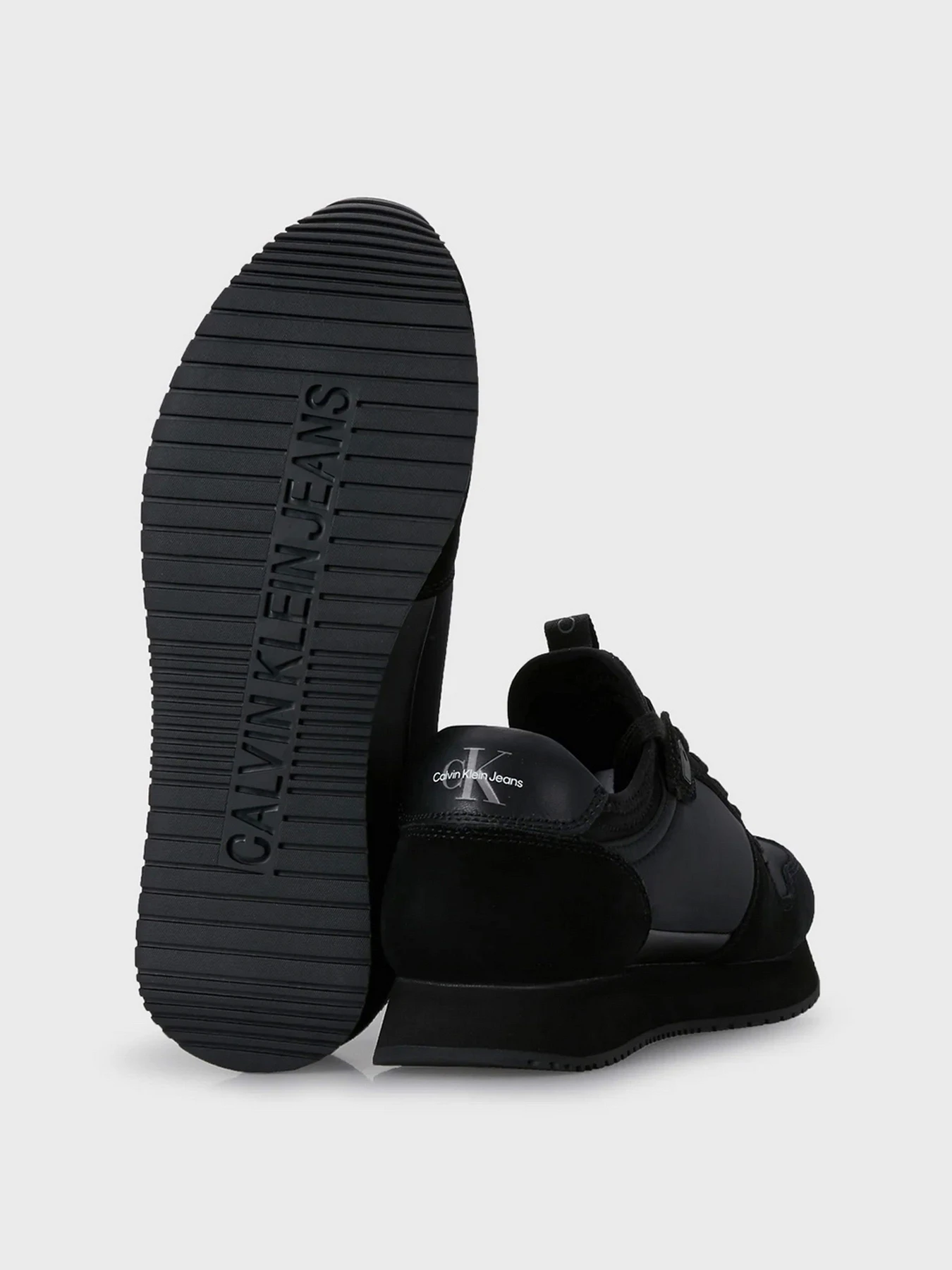 Кроссовки Calvin Klein модель YM0YM00553-0GL Кроссовки Calvin Klein модель YM0YM00553-0GL Фото