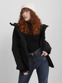 Куртки и дубленки The North Face модель NF0A4R1RKX71 Фото