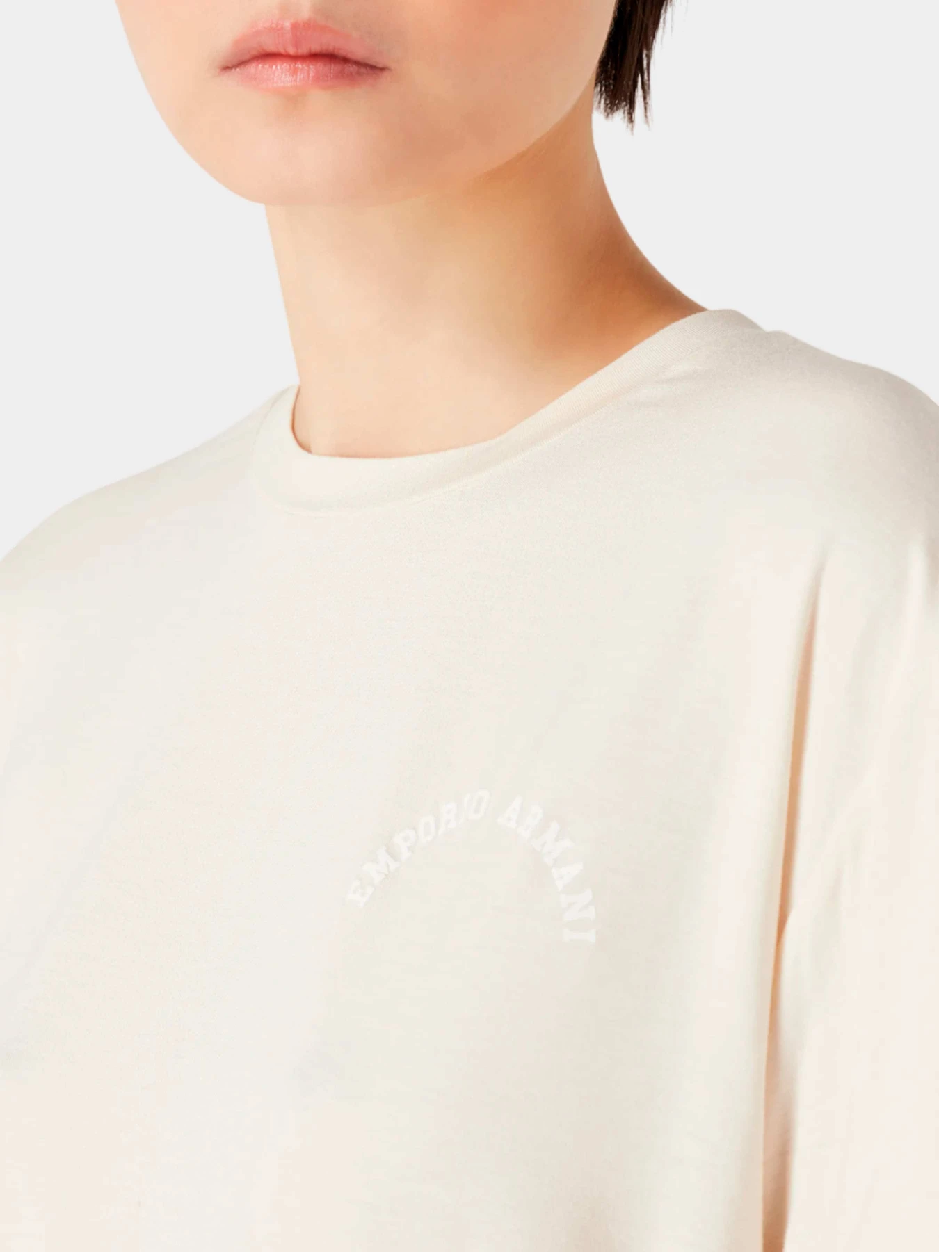 Футболки и поло Emporio Armani модель 6R2T8E-2JFJZ-0101 Футболки и поло Emporio Armani модель 6R2T8E-2JFJZ-0101 Фото