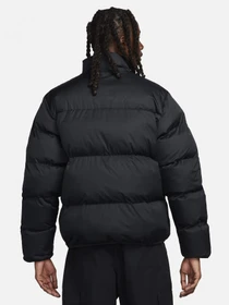 Куртки и дубленки NIKE модель FB7368-010 Фото