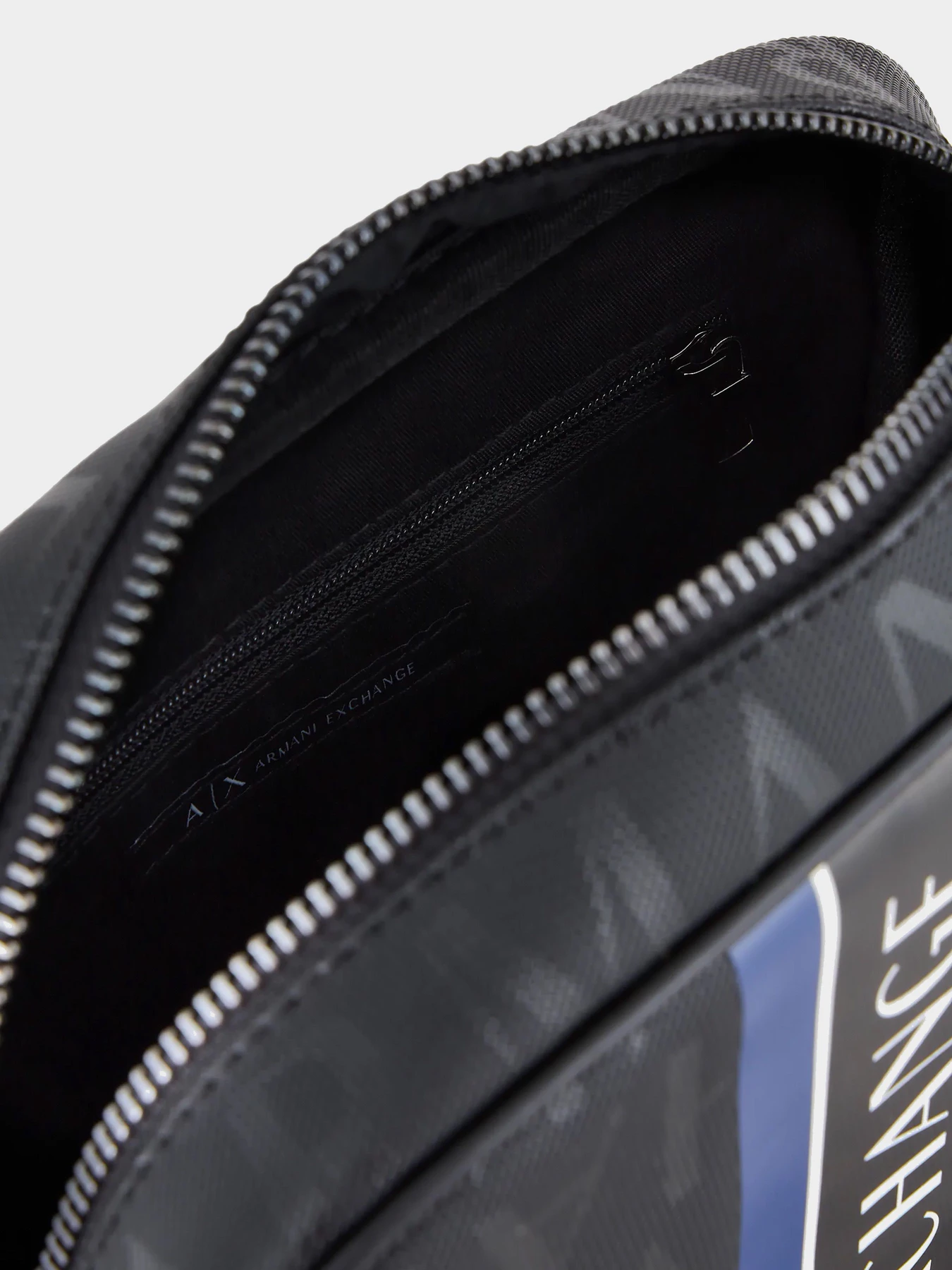 Сумки Armani Exchange модель 952399-CC831-31921 Фото