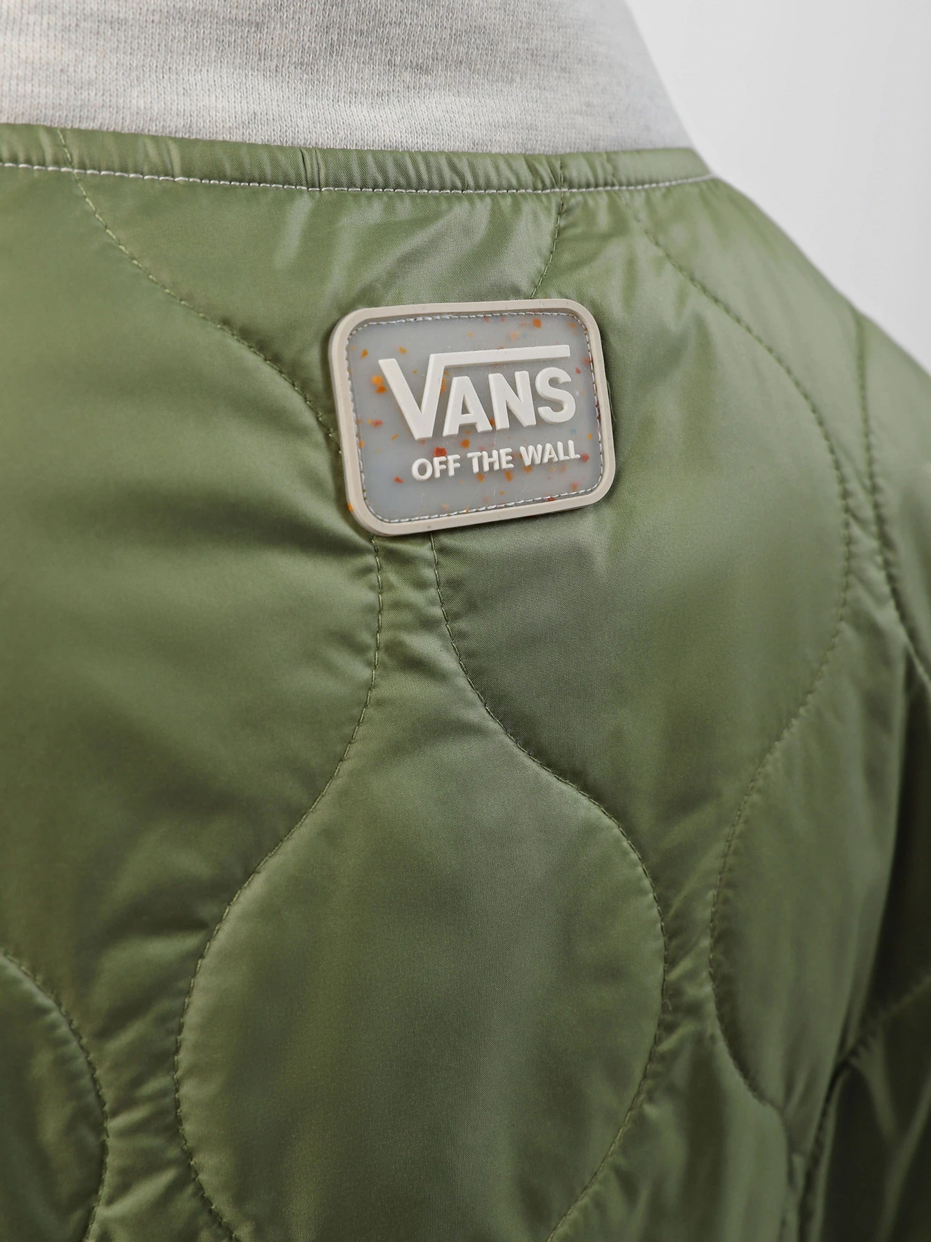 Худи и свитшоты Vans модель VN000A6JOHC1 Худи и свитшоты Vans модель VN000A6JOHC1 Фото