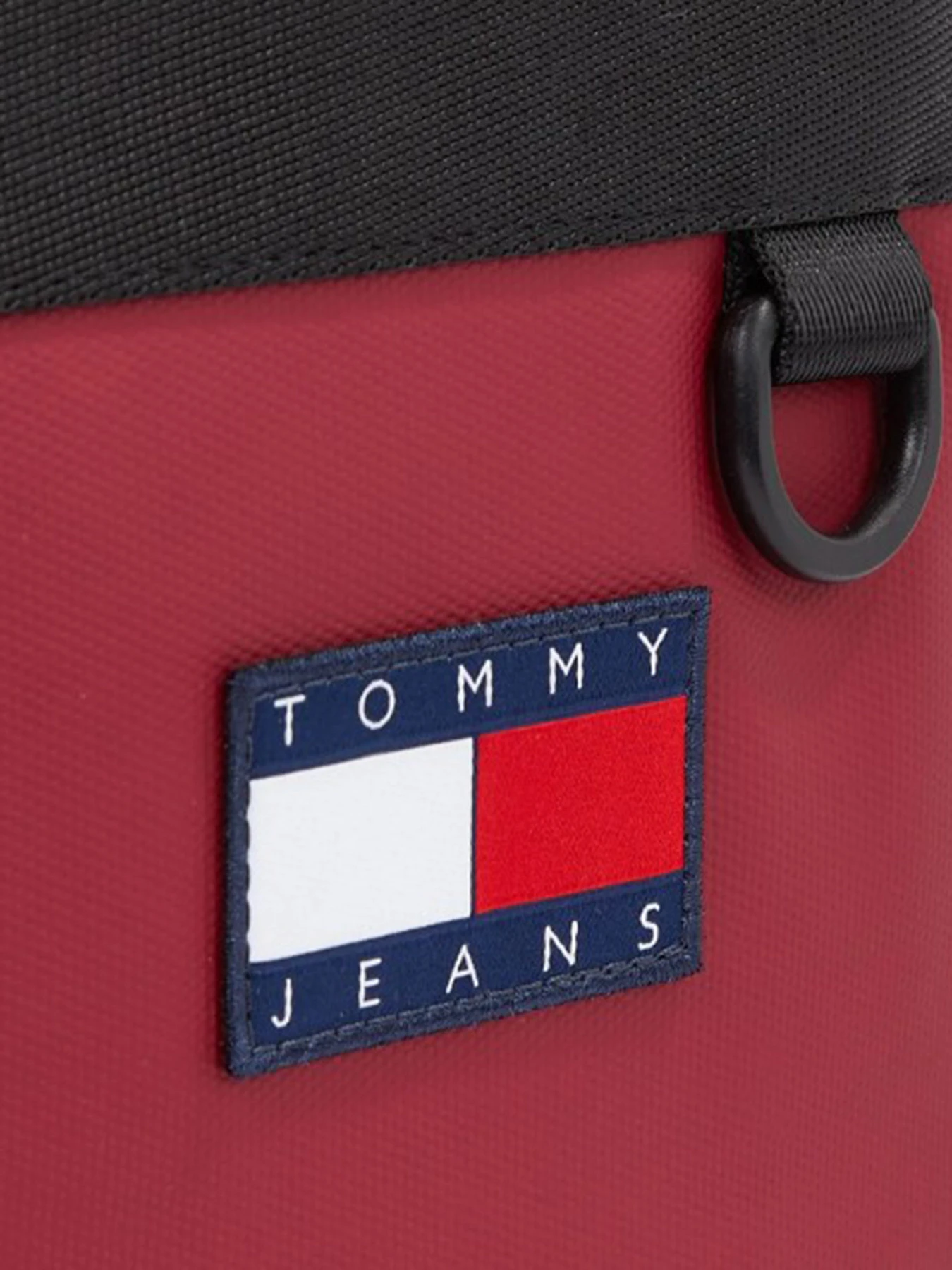 Сумки Tommy Hilfiger модель AM0AM11663-XJS Фото