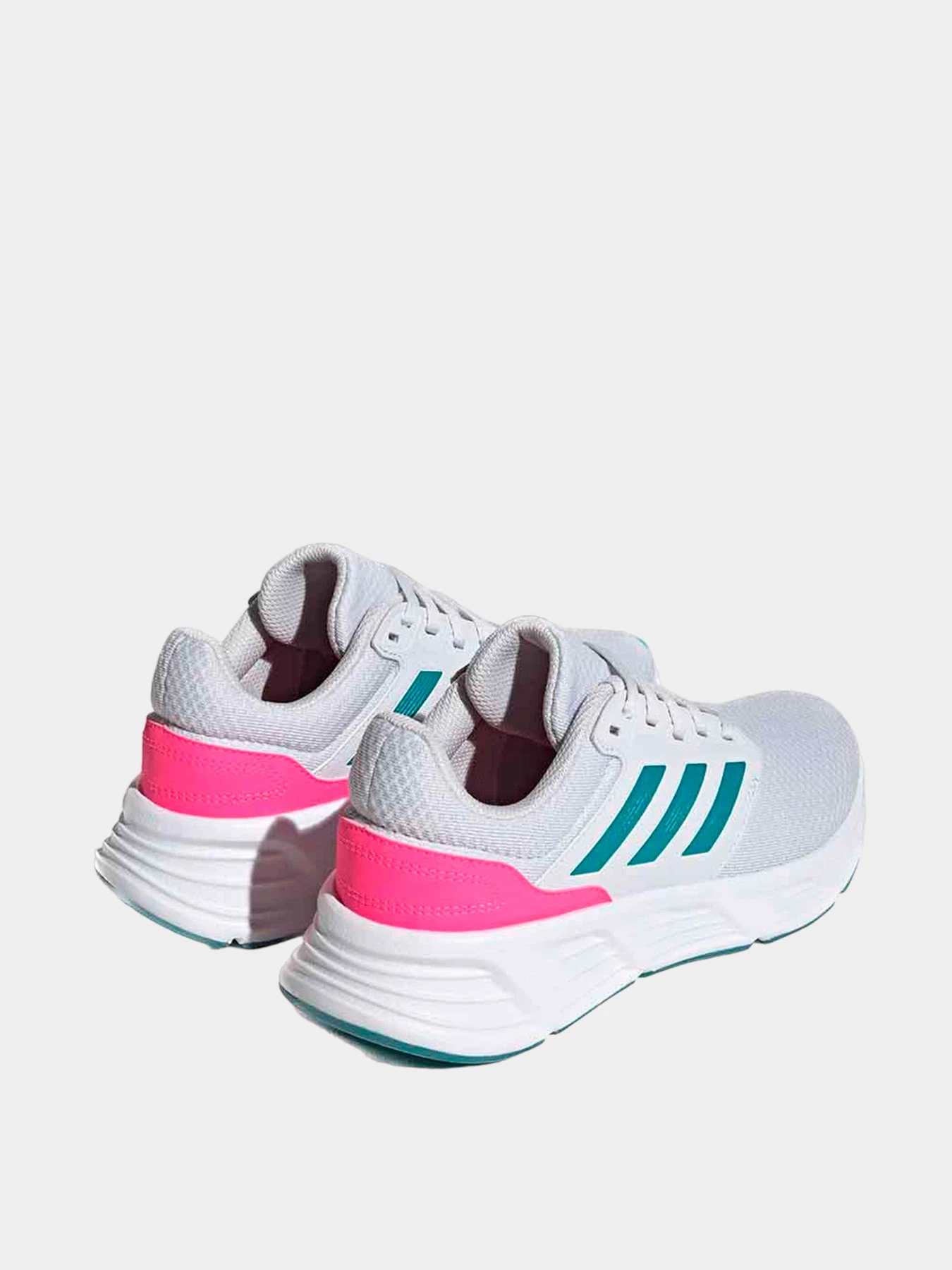 Кроссовки Adidas модель IE1989 Кроссовки Adidas модель IE1989 Фото