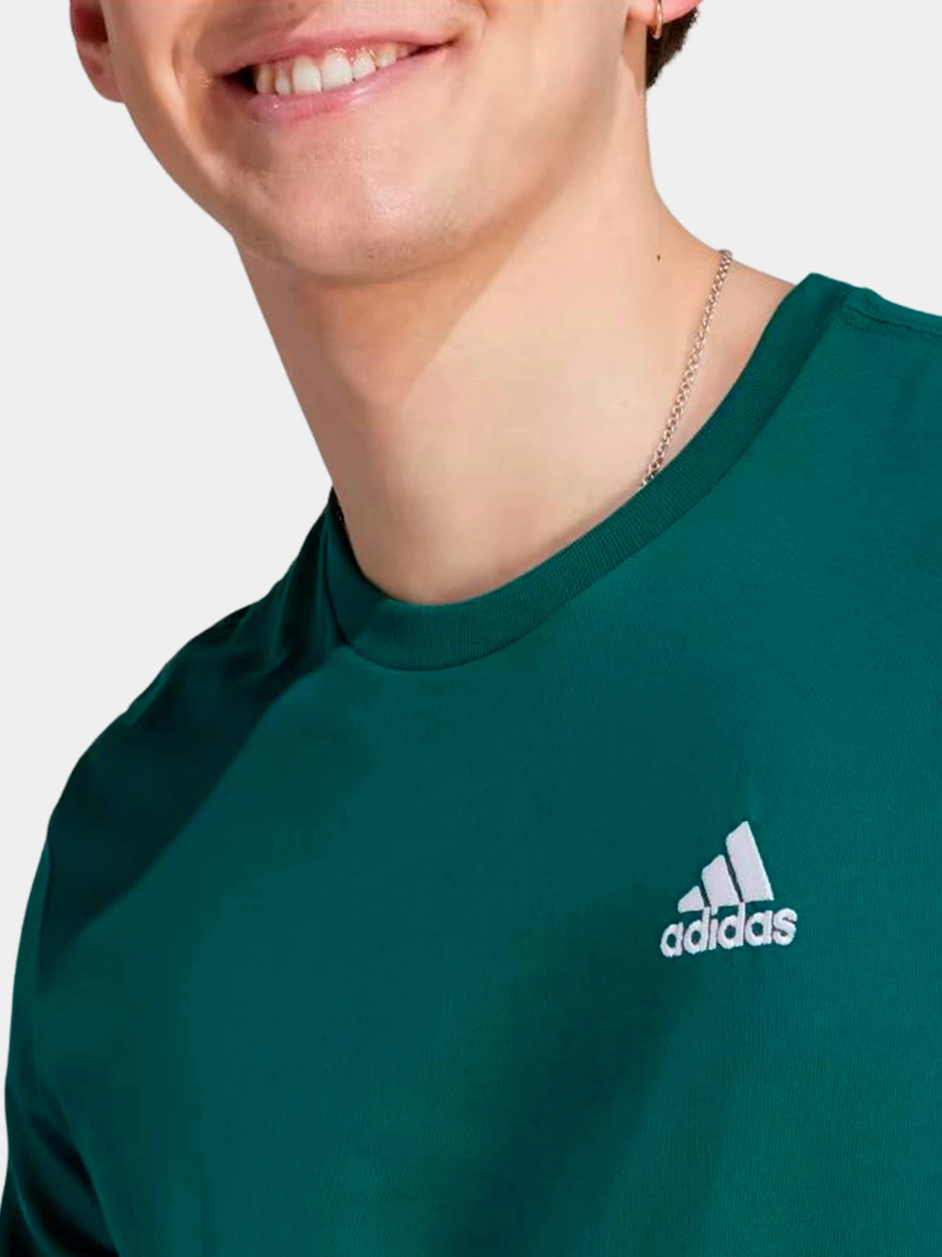 Футболки и поло Adidas модель IJ6111 Футболки и поло Adidas модель IJ6111 Фото