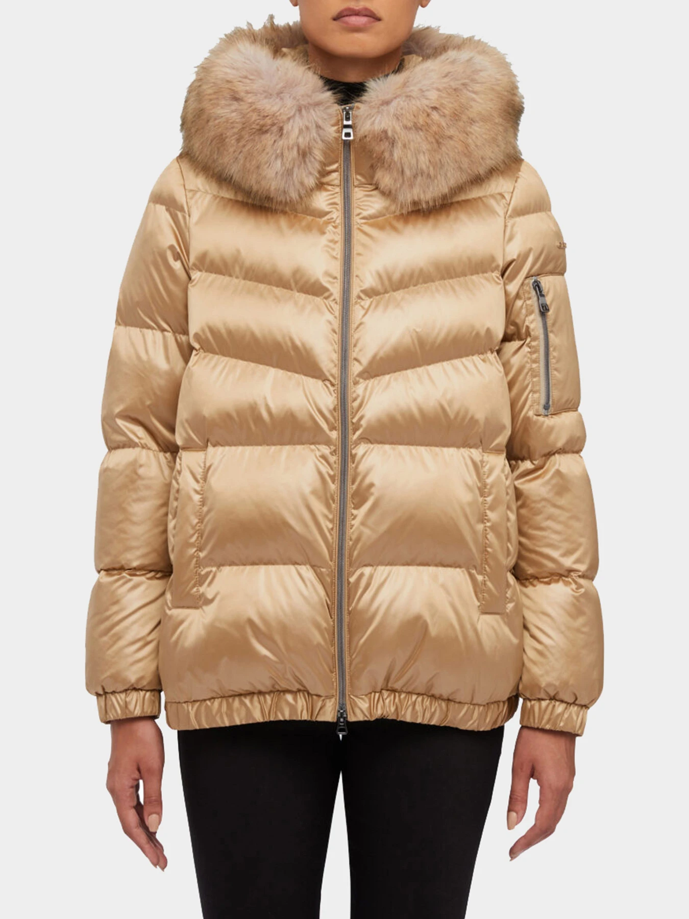 Куртки и дубленки Geox модель W3628S-T3013-F5233 Куртки и дубленки Geox модель W3628S-T3013-F5233 Фото
