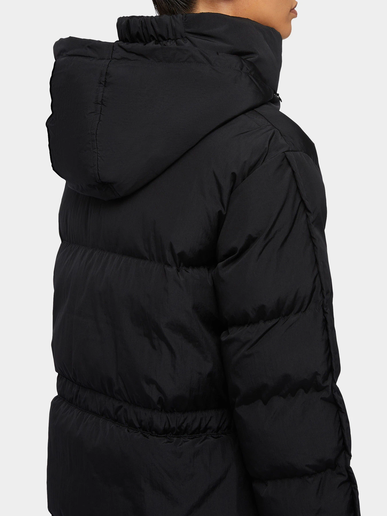 Куртки и дубленки Geox модель W3628N-T2850-F9000 Куртки и дубленки Geox модель W3628N-T2850-F9000 Фото