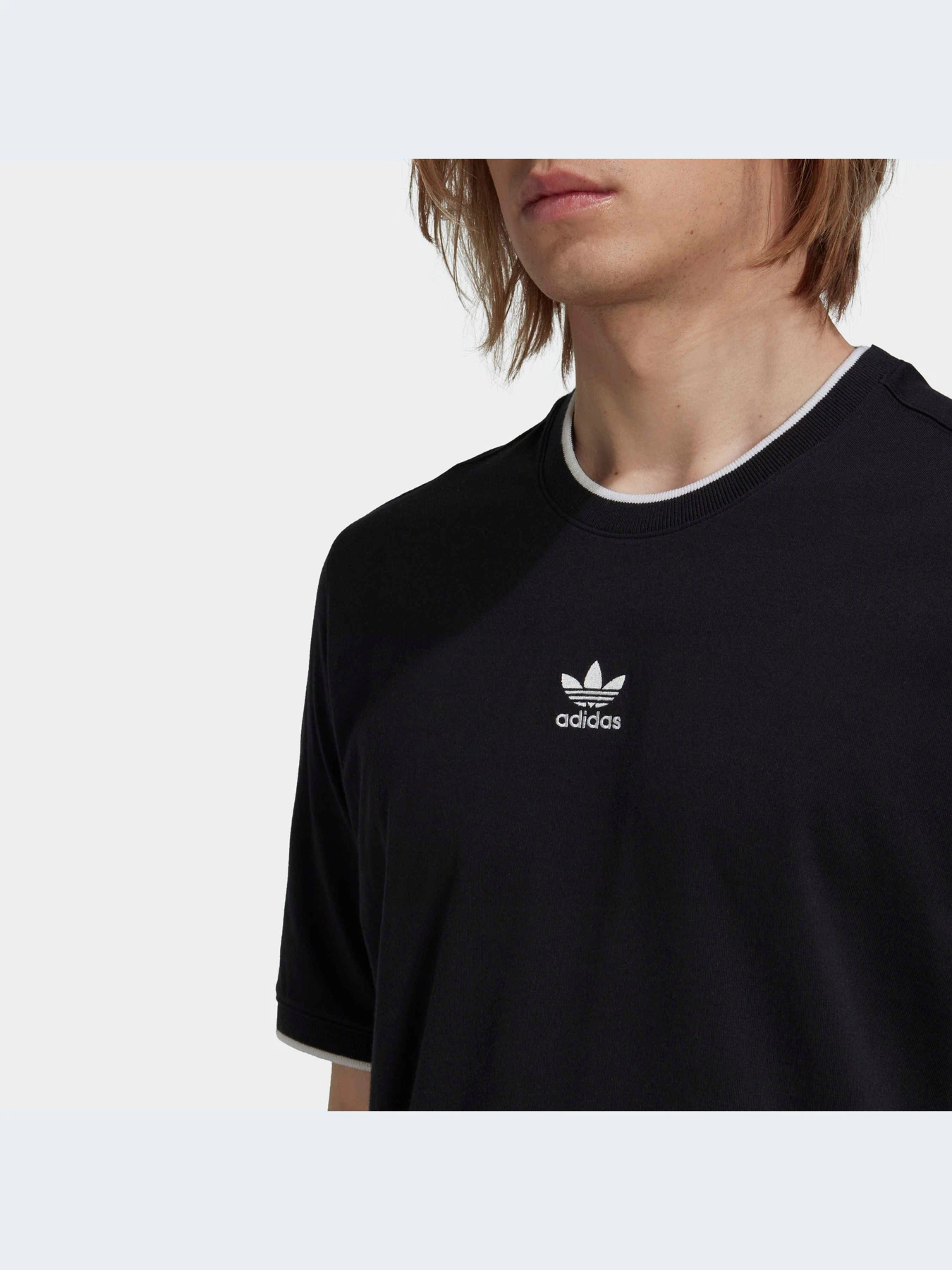 Футболки и поло Adidas модель HK7305-KZ Футболки и поло Adidas модель HK7305-KZ Фото