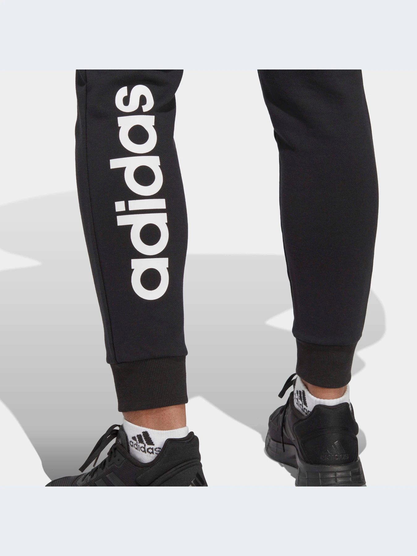 Брюки Adidas модель IC6868-KZ Брюки Adidas модель IC6868-KZ Фото