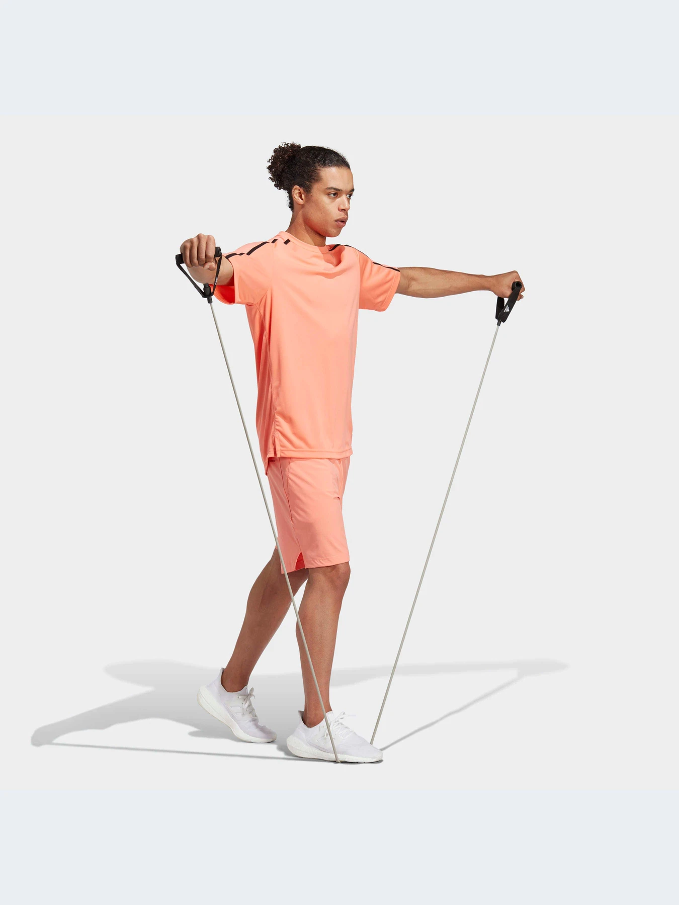 Футболки и поло Adidas модель IB7900-KZ Футболки и поло Adidas модель IB7900-KZ Фото