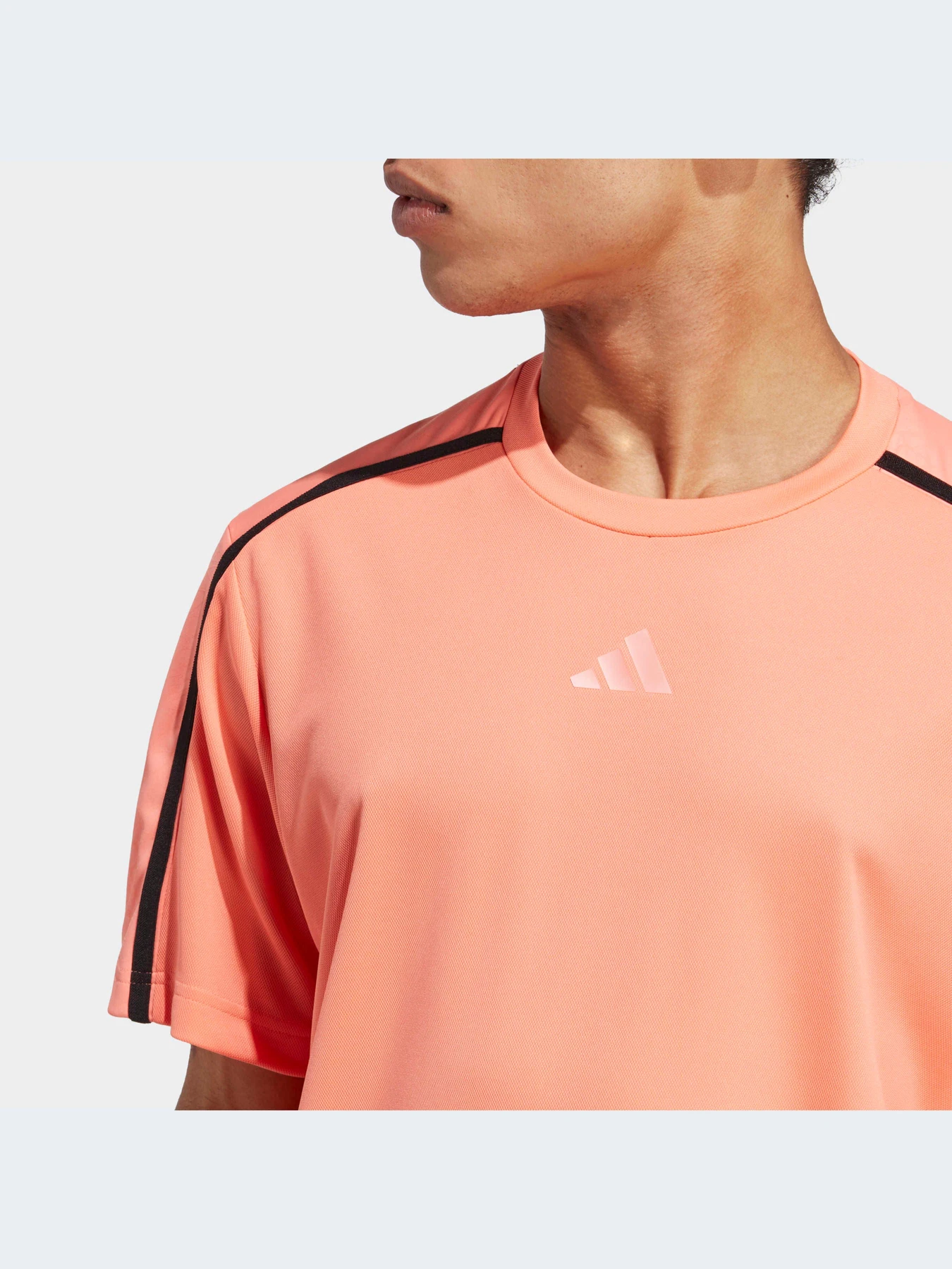 Футболки и поло Adidas модель IB7900-KZ Футболки и поло Adidas модель IB7900-KZ Фото