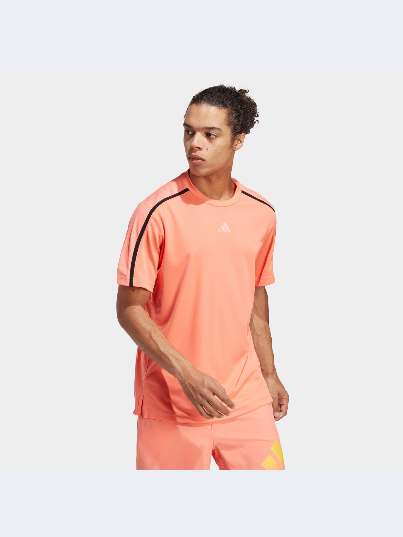Футболки и поло Adidas модель IB7900-KZ Футболки и поло Adidas модель IB7900-KZ Фото