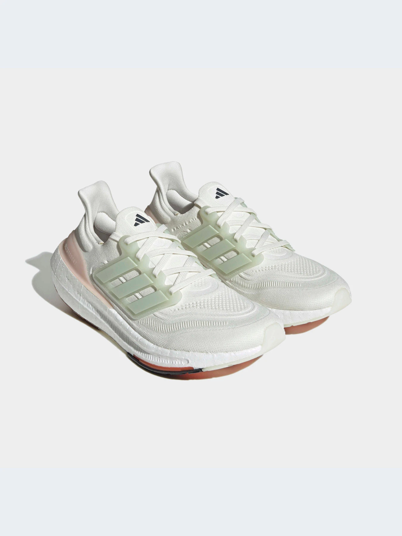 Кроссовки Adidas Ultraboost модель HQ6338-KZ Кроссовки Adidas Ultraboost модель HQ6338-KZ Фото