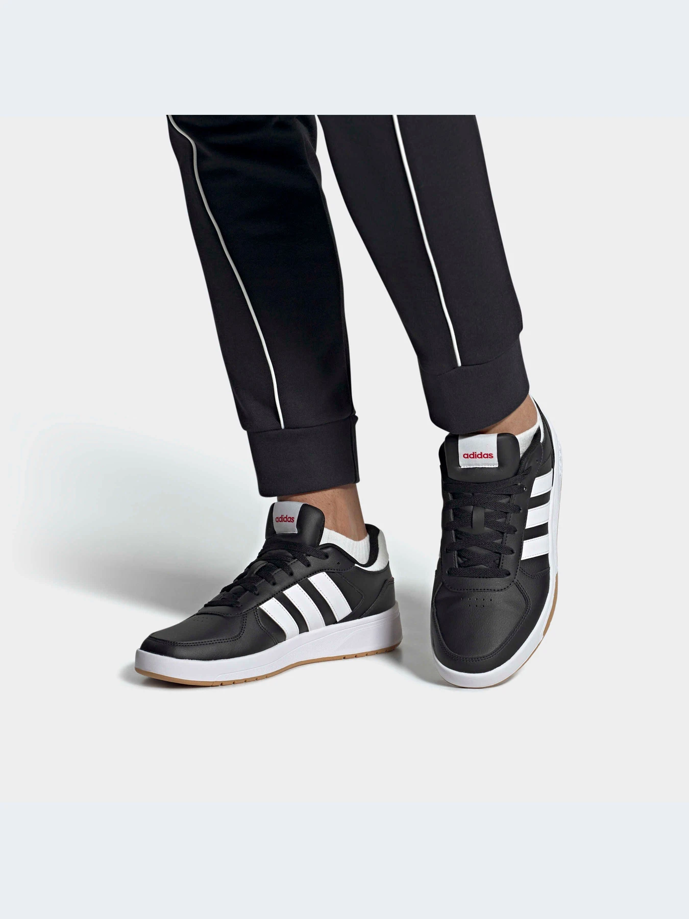 Кроссовки Adidas Court модель HQ1763-KZ Кроссовки Adidas Court модель HQ1763-KZ Фото