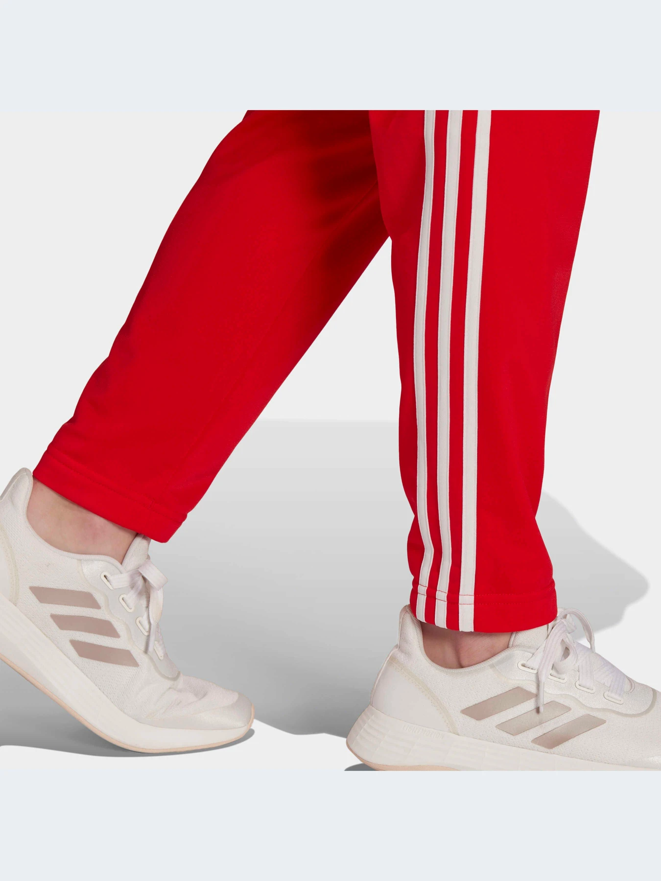 Костюмы Adidas модель H10157-KZ Костюмы Adidas модель H10157-KZ Фото