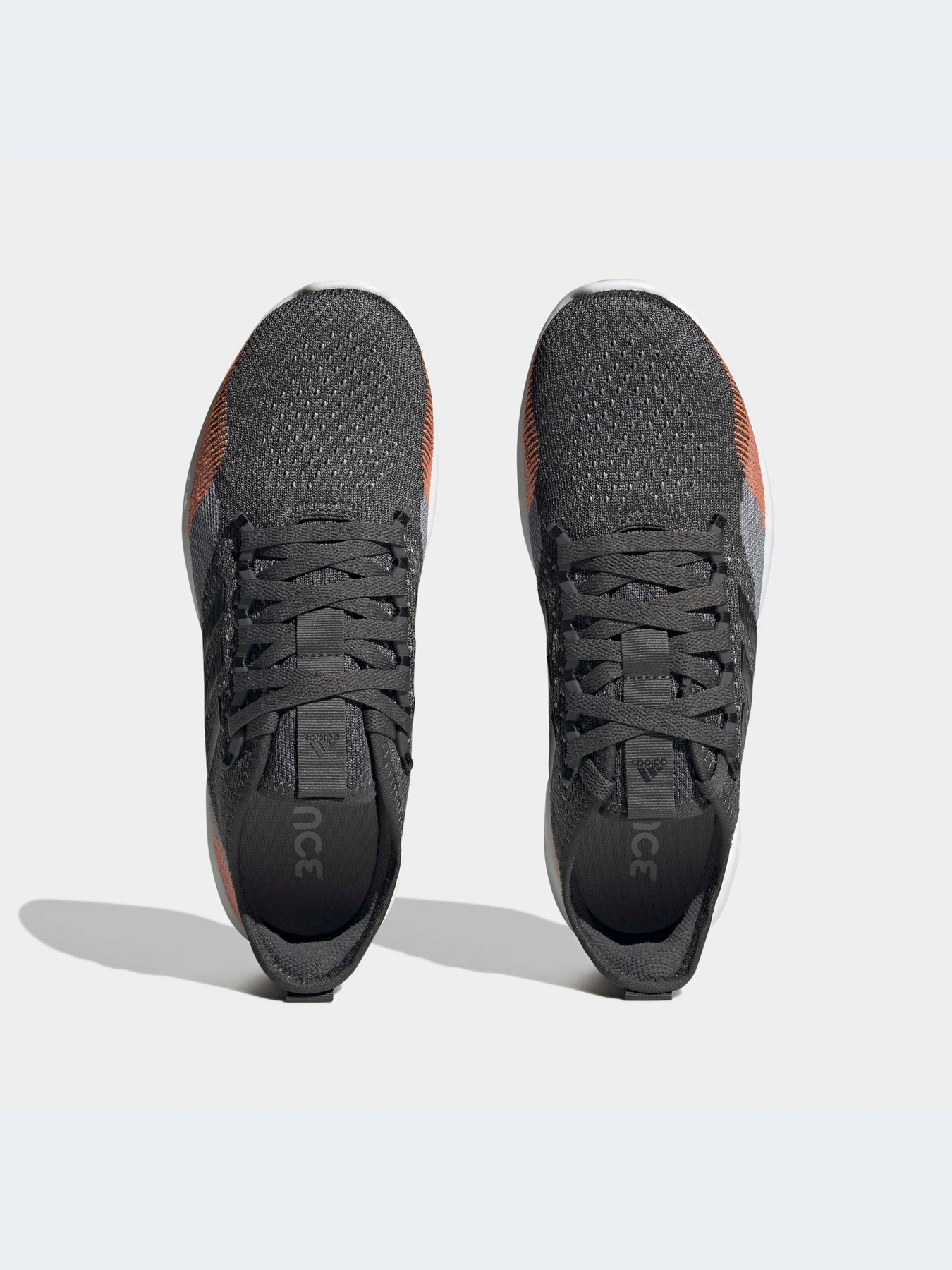Кроссовки Adidas модель HP6745-KZ Кроссовки Adidas модель HP6745-KZ Фото
