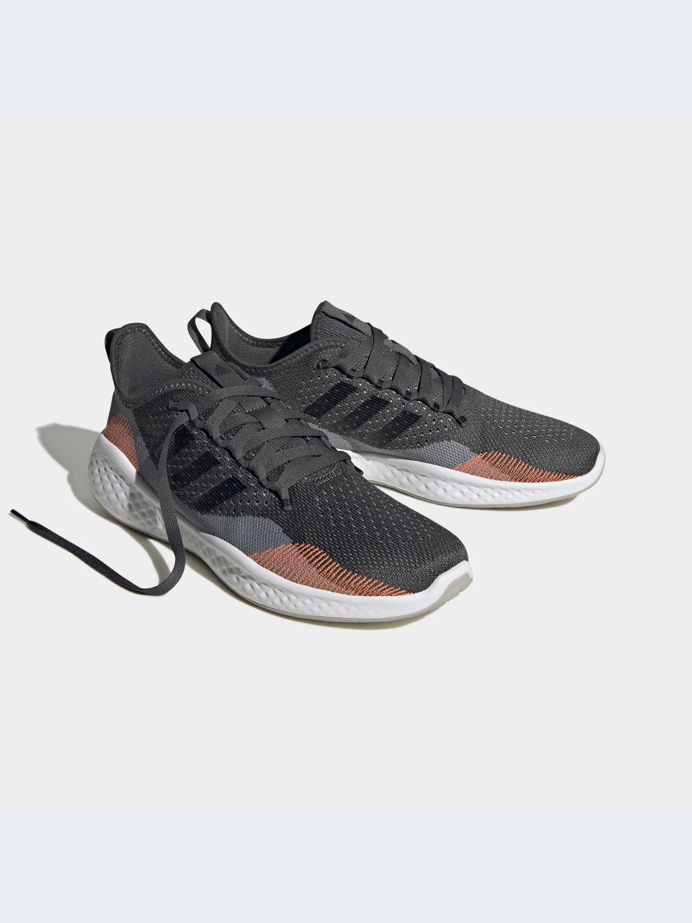 Кроссовки Adidas модель HP6745-KZ Кроссовки Adidas модель HP6745-KZ Фото