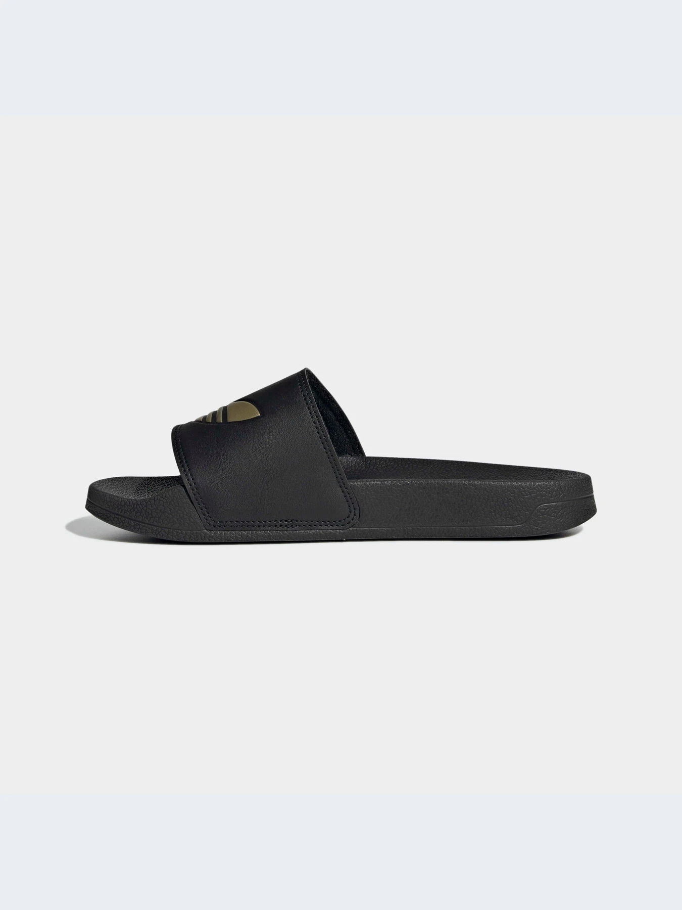 Шлёпанцы Adidas Adilette модель GZ6196-KZ Шлёпанцы Adidas Adilette модель GZ6196-KZ Фото