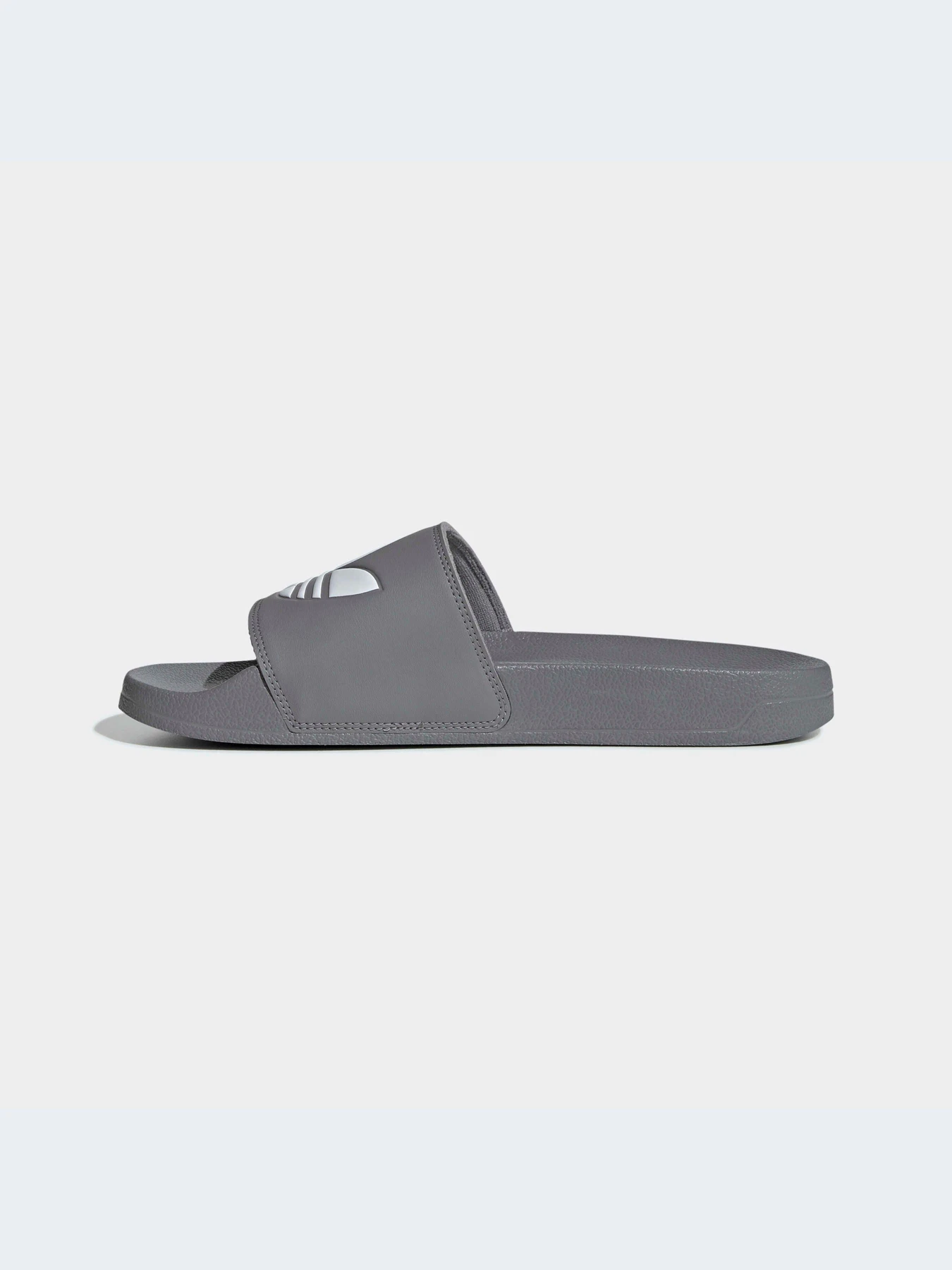 Шлёпанцы Adidas Adilette модель FU7592-KZ Шлёпанцы Adidas Adilette модель FU7592-KZ Фото