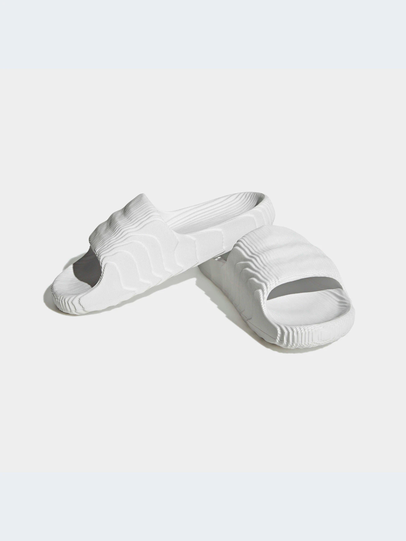 Шлёпанцы Adidas Adilette модель HQ4672-KZ Шлёпанцы Adidas Adilette модель HQ4672-KZ Фото