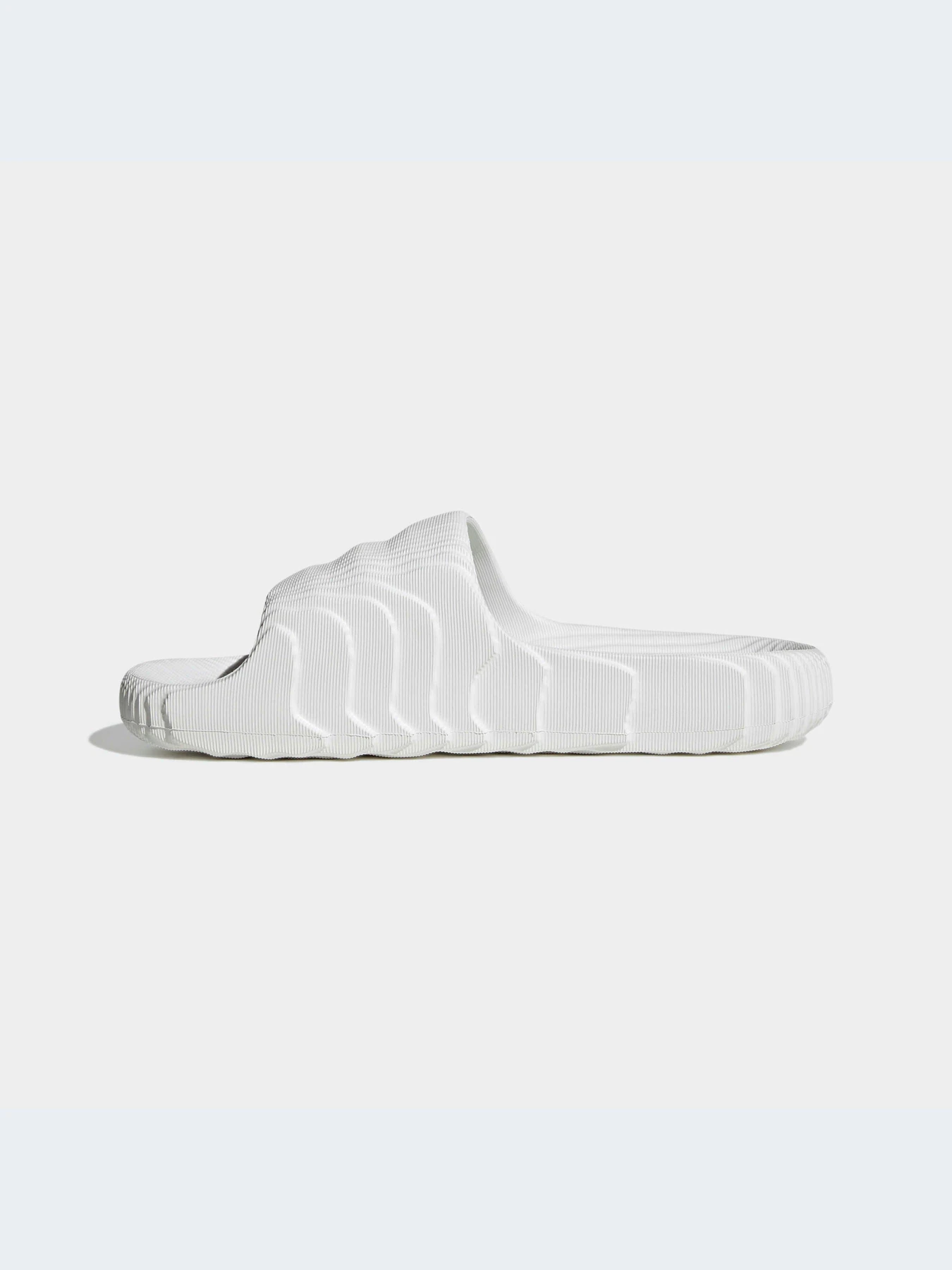 Шлёпанцы Adidas Adilette модель HQ4672-KZ Шлёпанцы Adidas Adilette модель HQ4672-KZ Фото