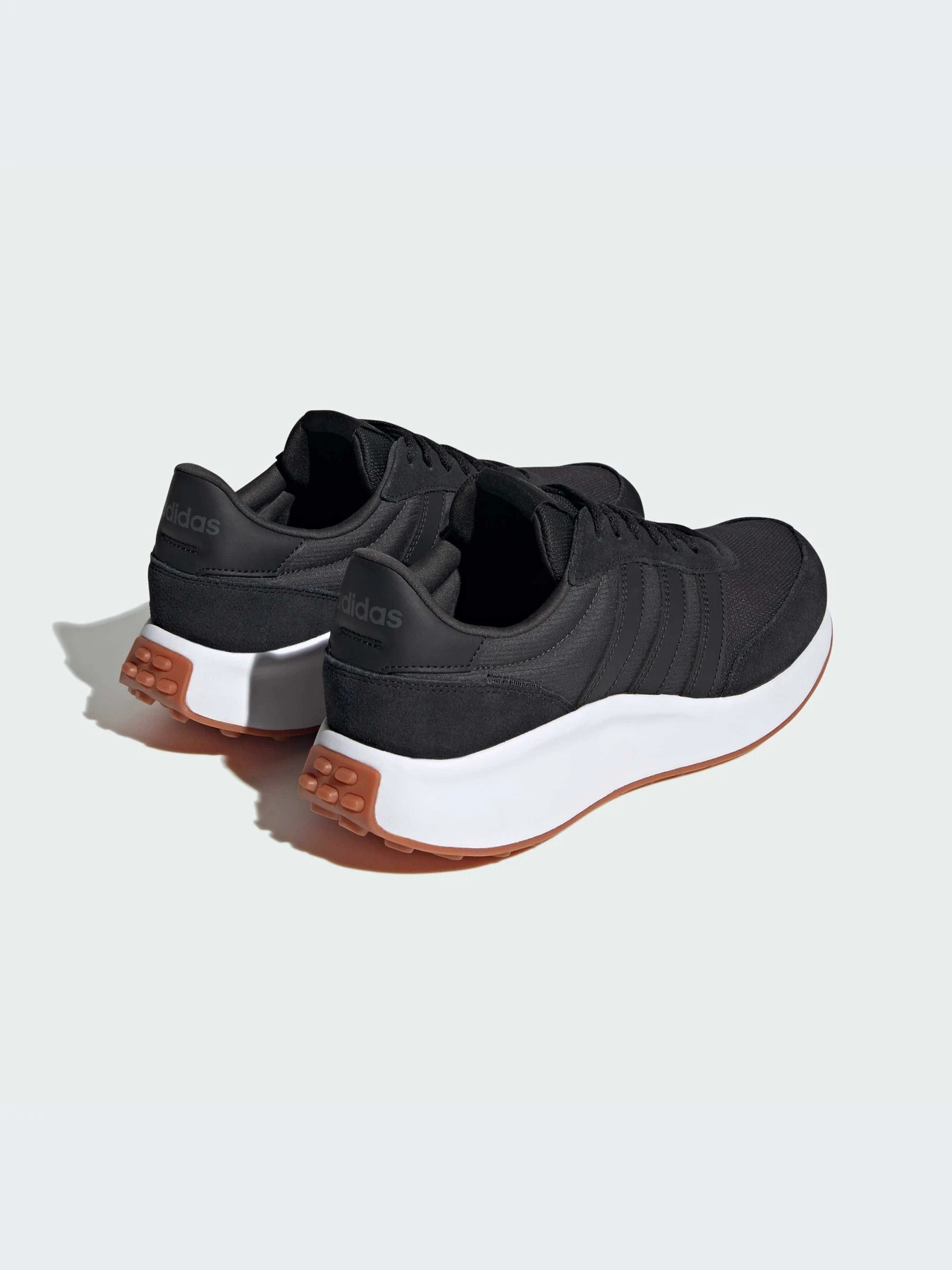 Кроссовки Adidas модель ID1876-KZ Кроссовки Adidas модель ID1876-KZ Фото