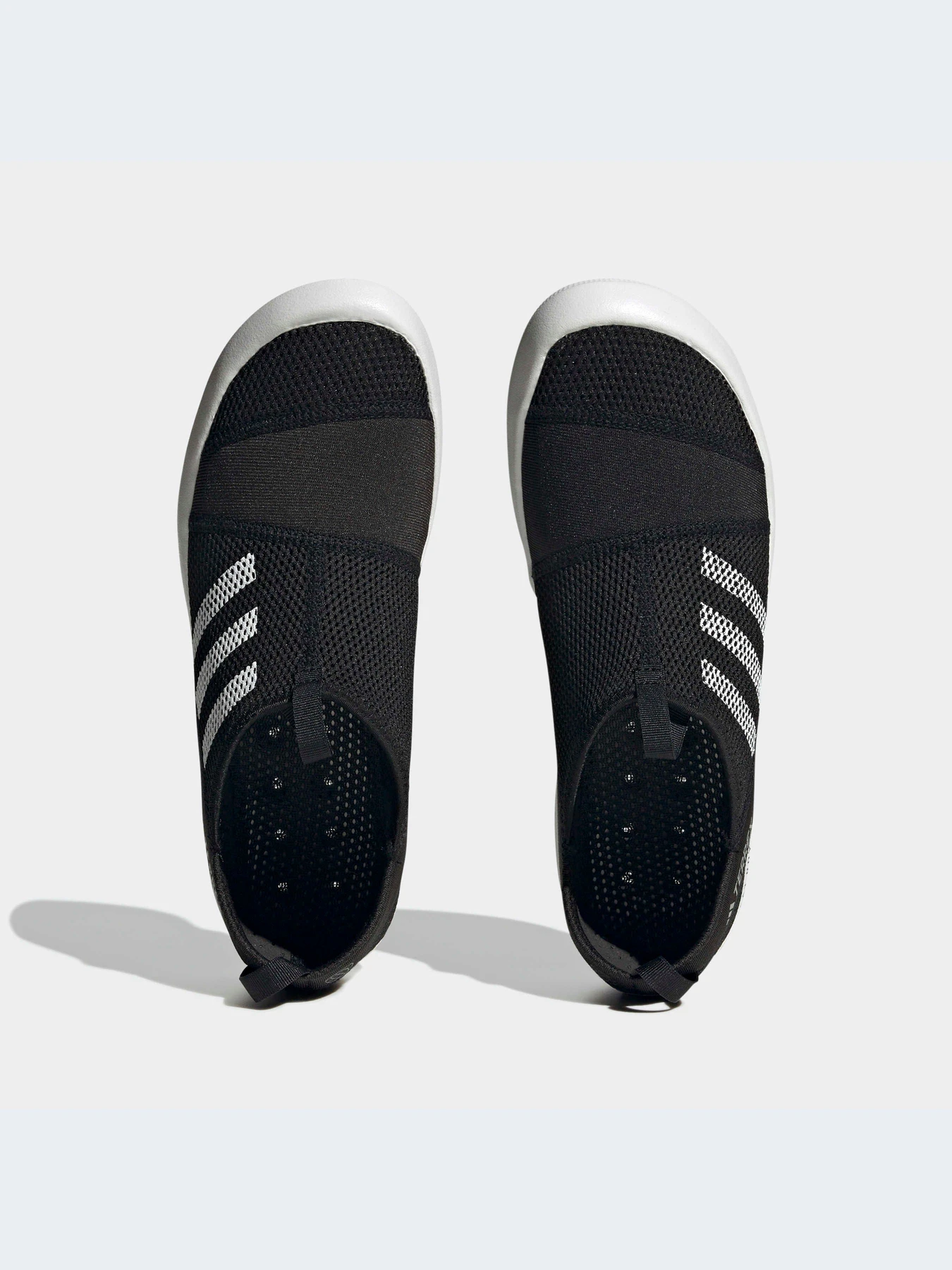 Кроссовки Adidas модель HP8644-KZ Кроссовки Adidas модель HP8644-KZ Фото