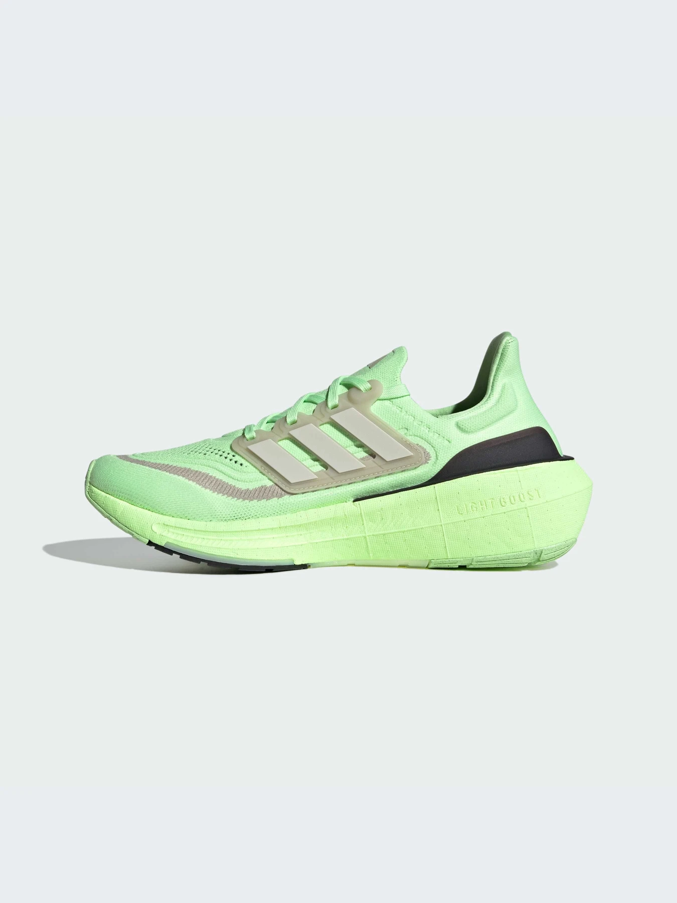 Кроссовки Adidas Ultraboost модель IE3333-KZ Кроссовки Adidas Ultraboost модель IE3333-KZ Фото