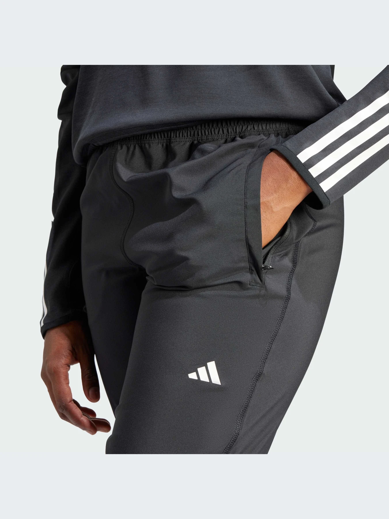 Брюки Adidas модель IK7444-KZ Брюки Adidas модель IK7444-KZ Фото