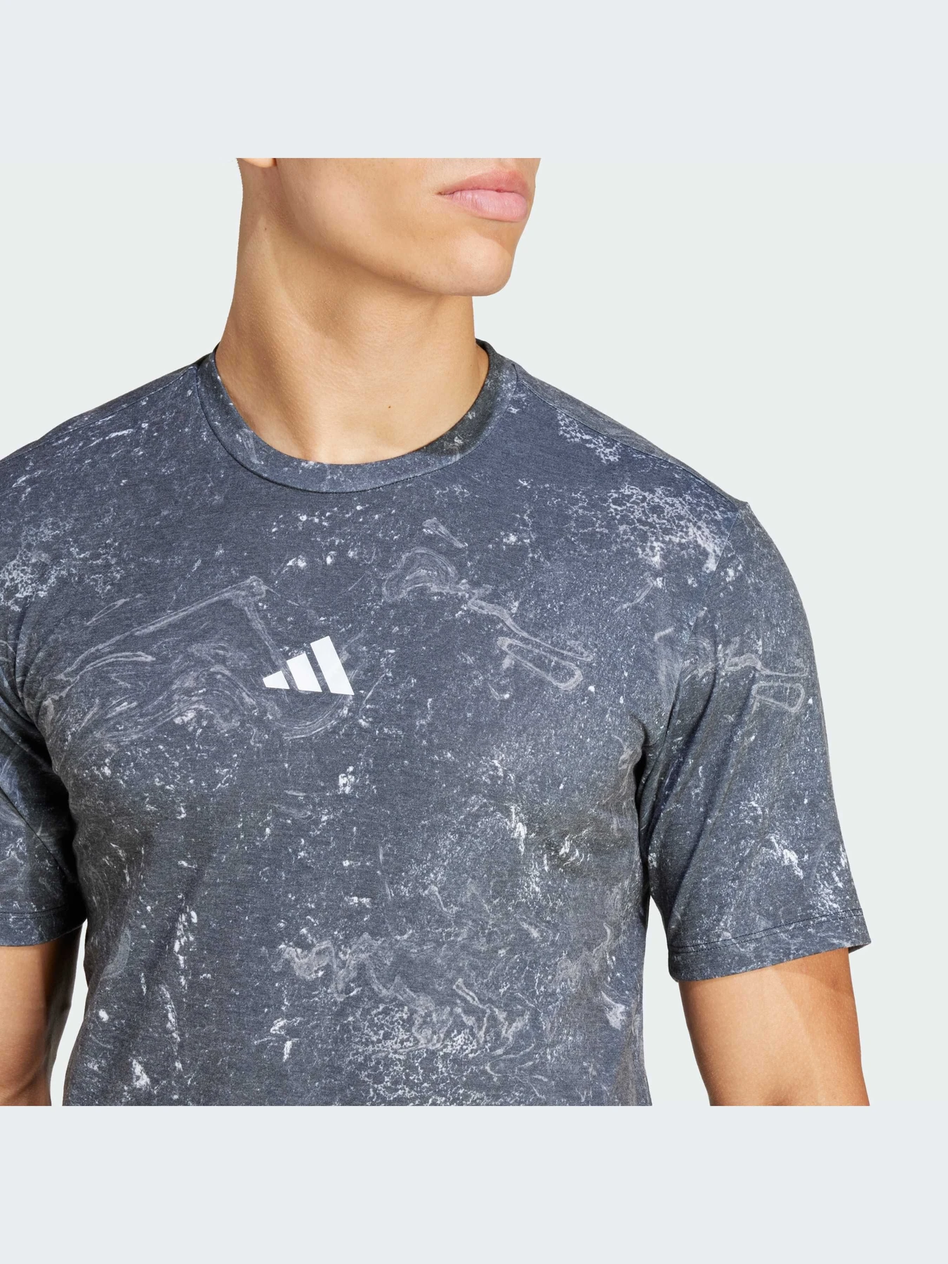 Футболки и поло Adidas модель IK9685-KZ Футболки и поло Adidas модель IK9685-KZ Фото