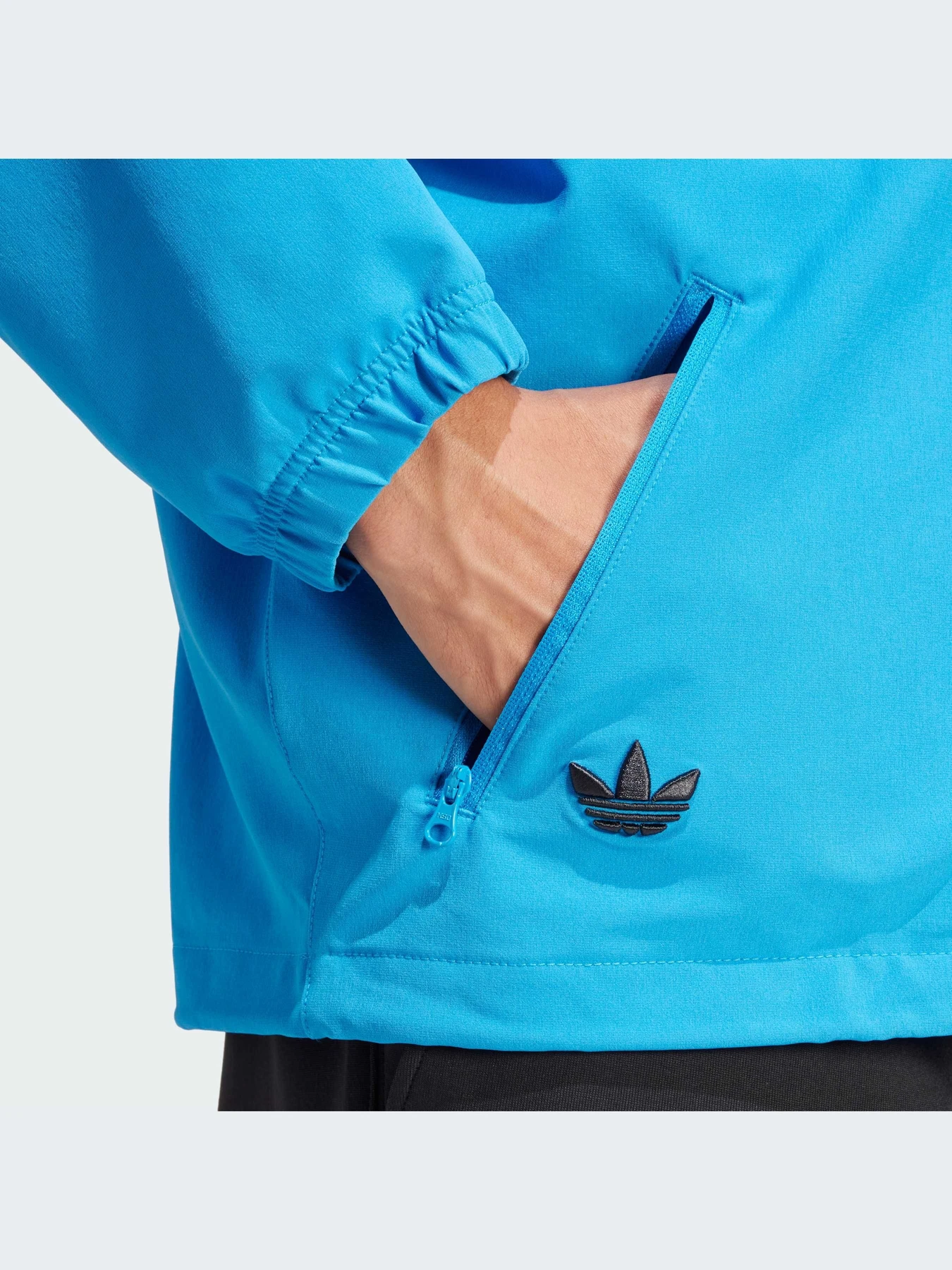 Худи и свитшоты Adidas модель IR9447-KZ Худи и свитшоты Adidas модель IR9447-KZ Фото