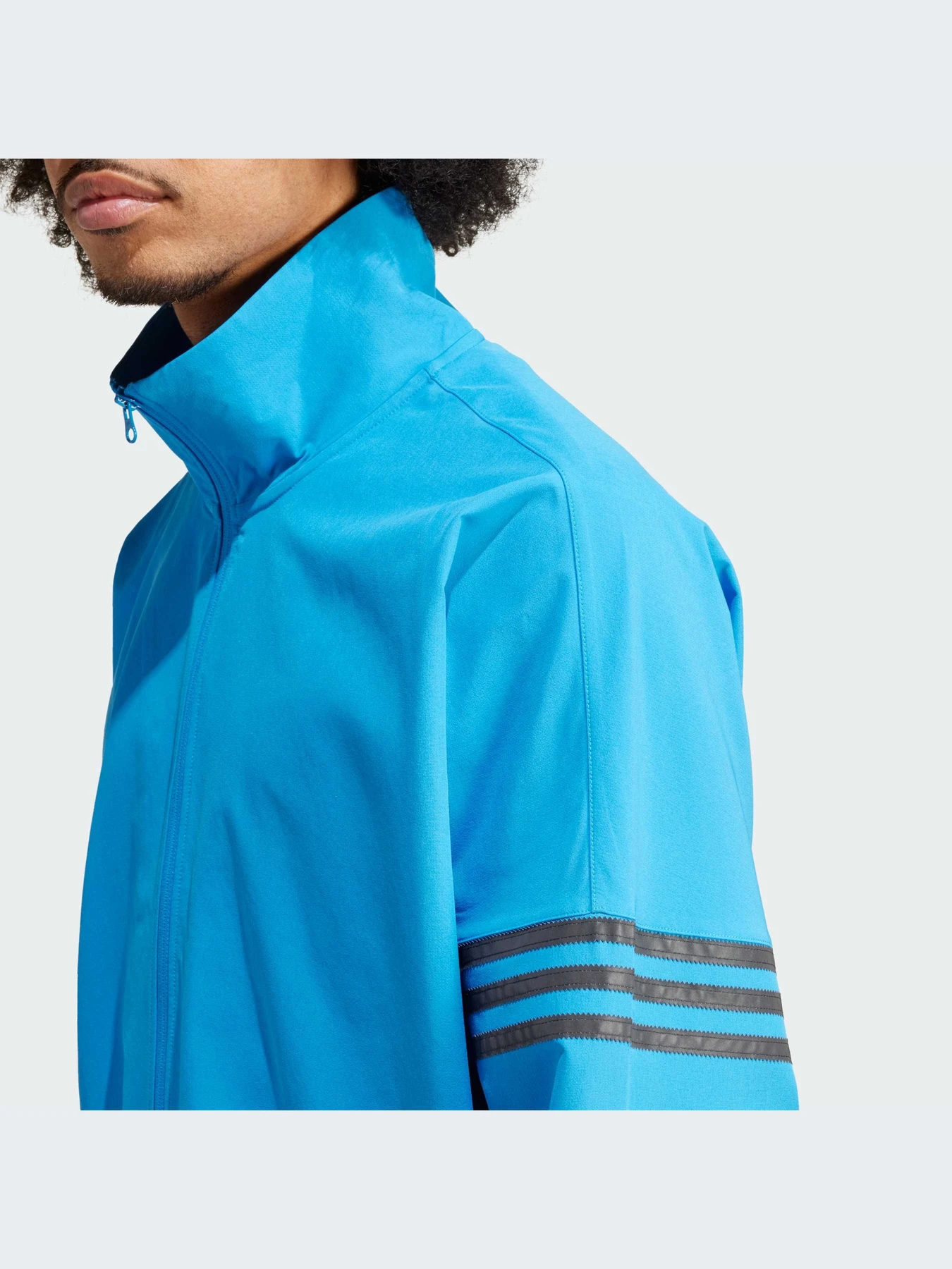 Худи и свитшоты Adidas модель IR9447-KZ Худи и свитшоты Adidas модель IR9447-KZ Фото