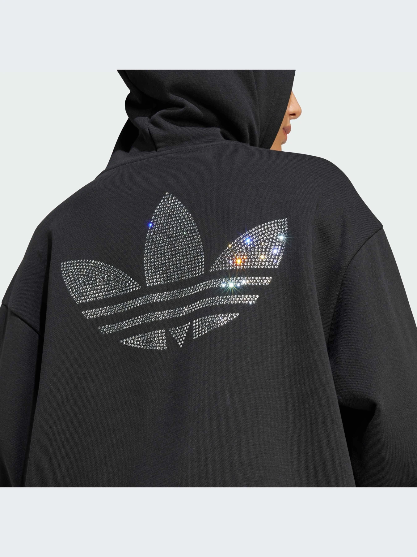 Худи и свитшоты Adidas модель IT9701-KZ Худи и свитшоты Adidas модель IT9701-KZ Фото