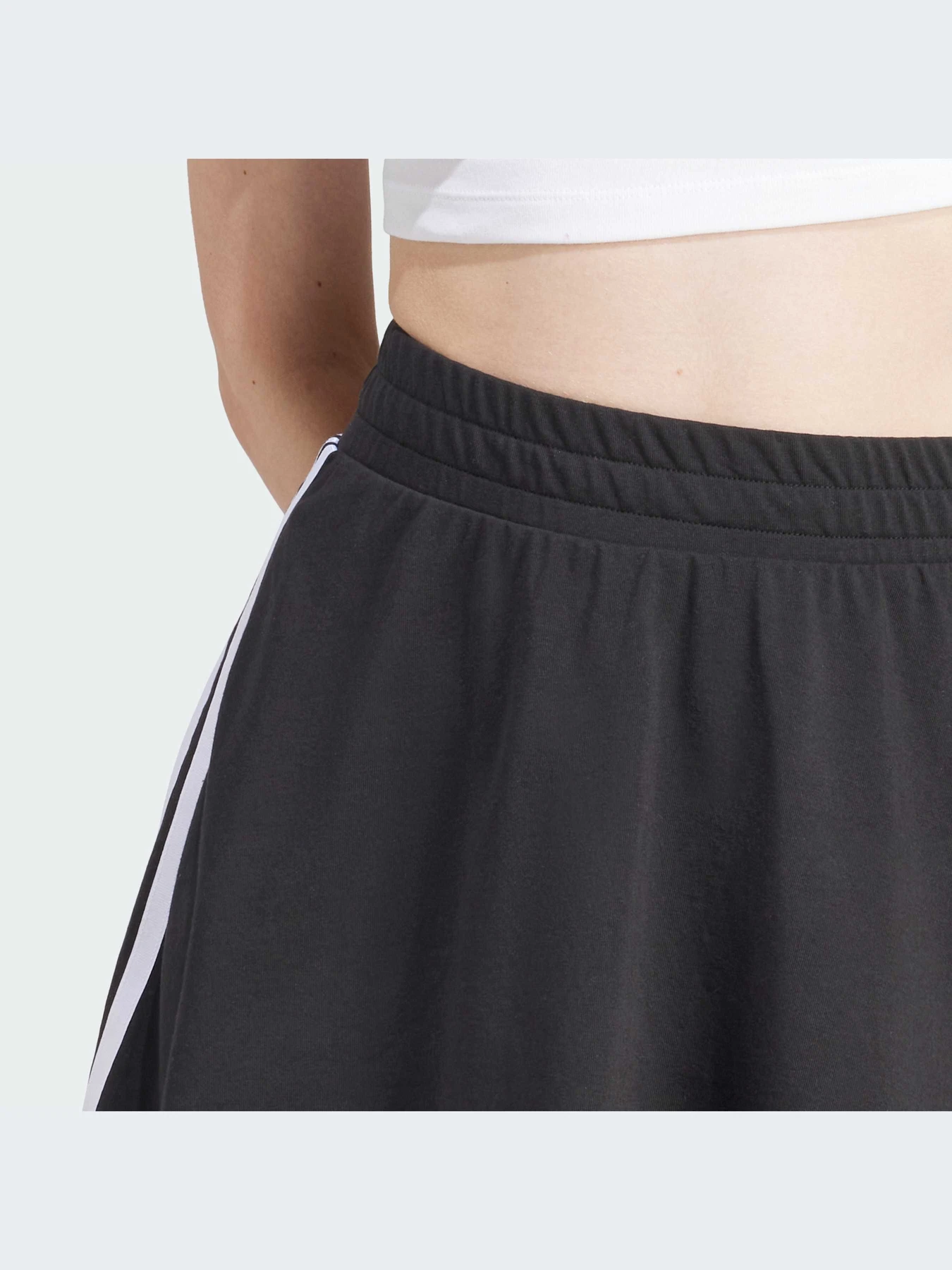 Футболки и поло Adidas Adicolor модель IP0662-KZ Футболки и поло Adidas Adicolor модель IP0662-KZ Фото