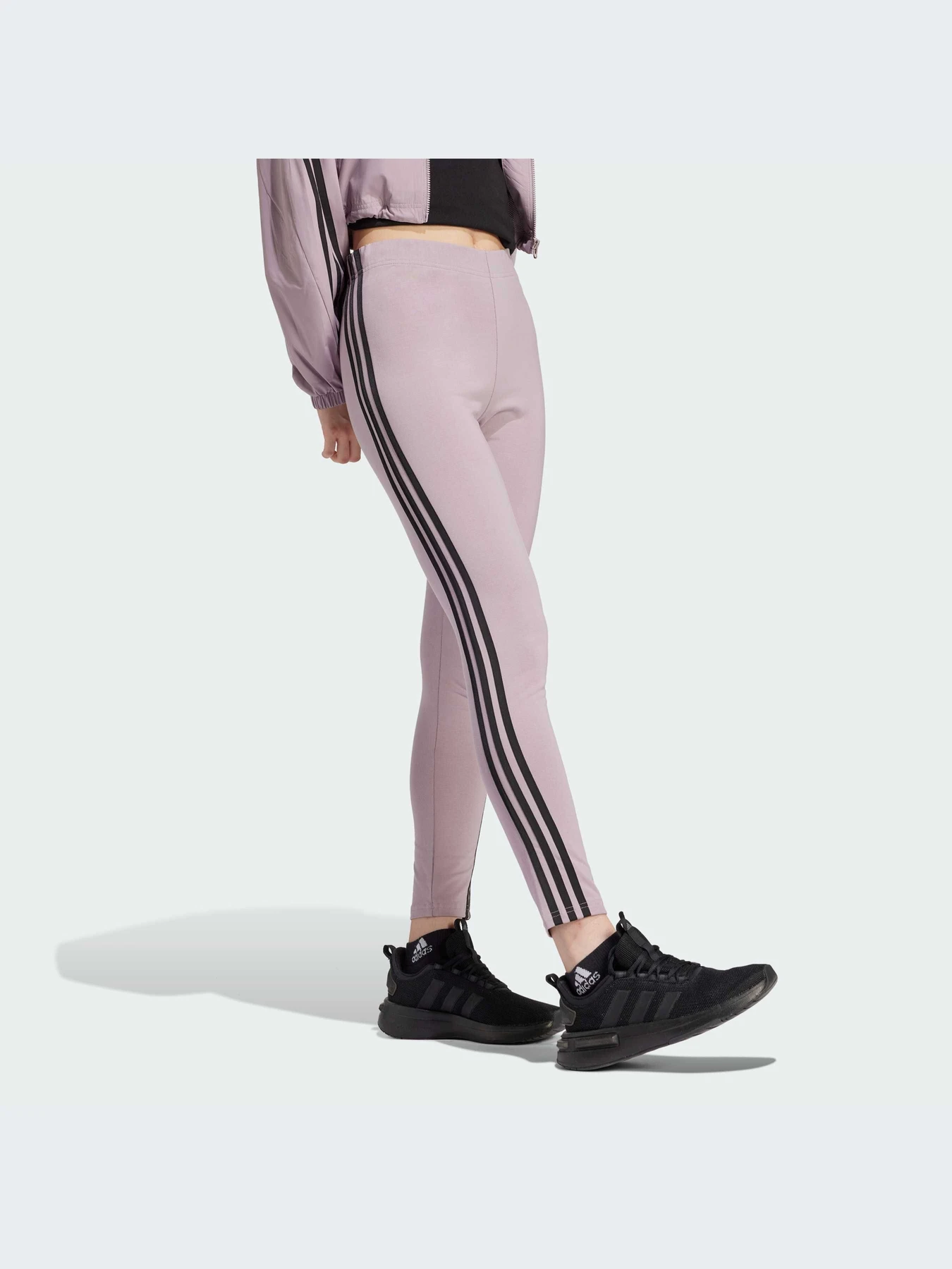 Брюки Adidas Культовые силуэты модель IS3611-KZ Брюки Adidas Культовые силуэты модель IS3611-KZ Фото