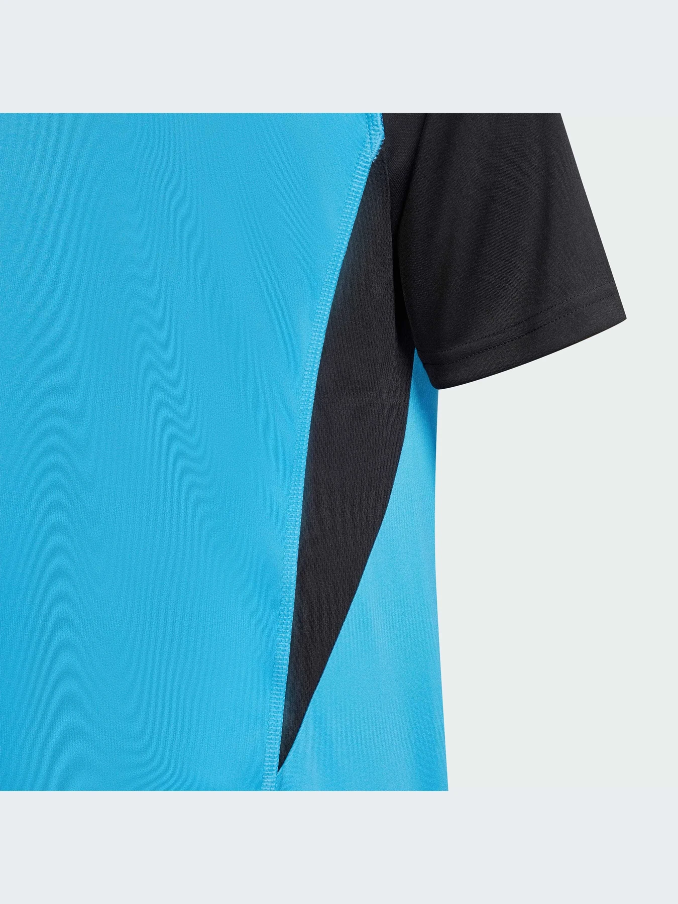 Футболки и поло Adidas Tiro модель IP9161-KZ Футболки и поло Adidas Tiro модель IP9161-KZ Фото