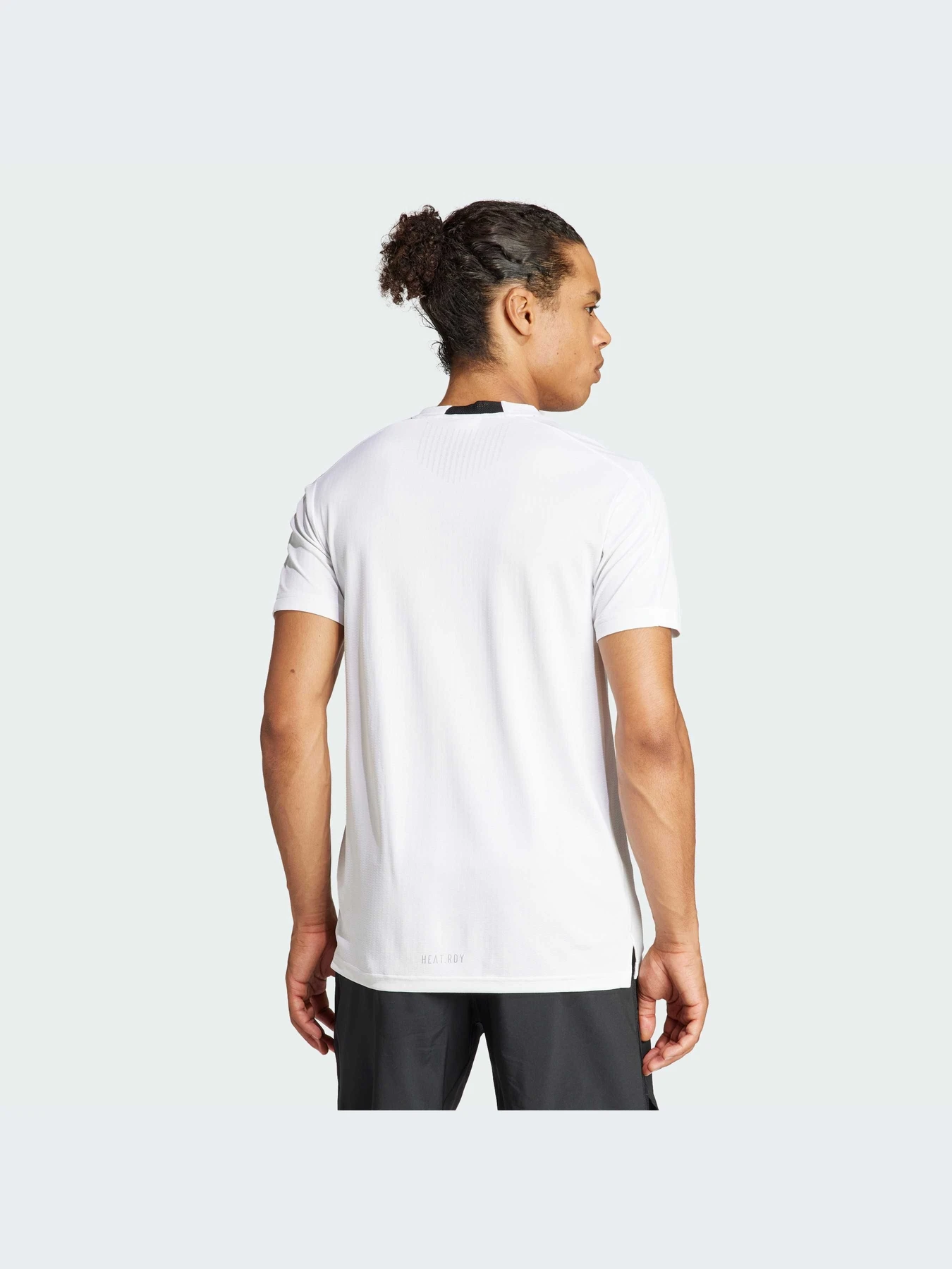 Футболки и поло Adidas модель IS3742-KZ Футболки и поло Adidas модель IS3742-KZ Фото