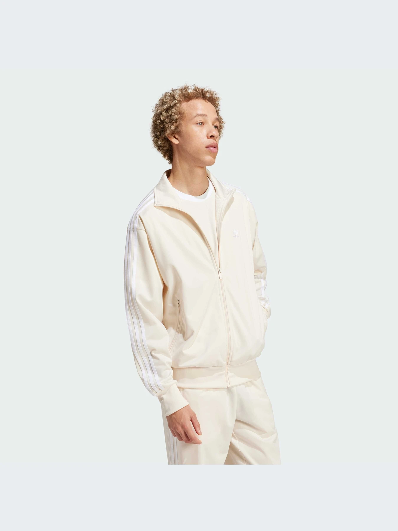 Худи и свитшоты Adidas модель IR9892-KZ Худи и свитшоты Adidas модель IR9892-KZ Фото