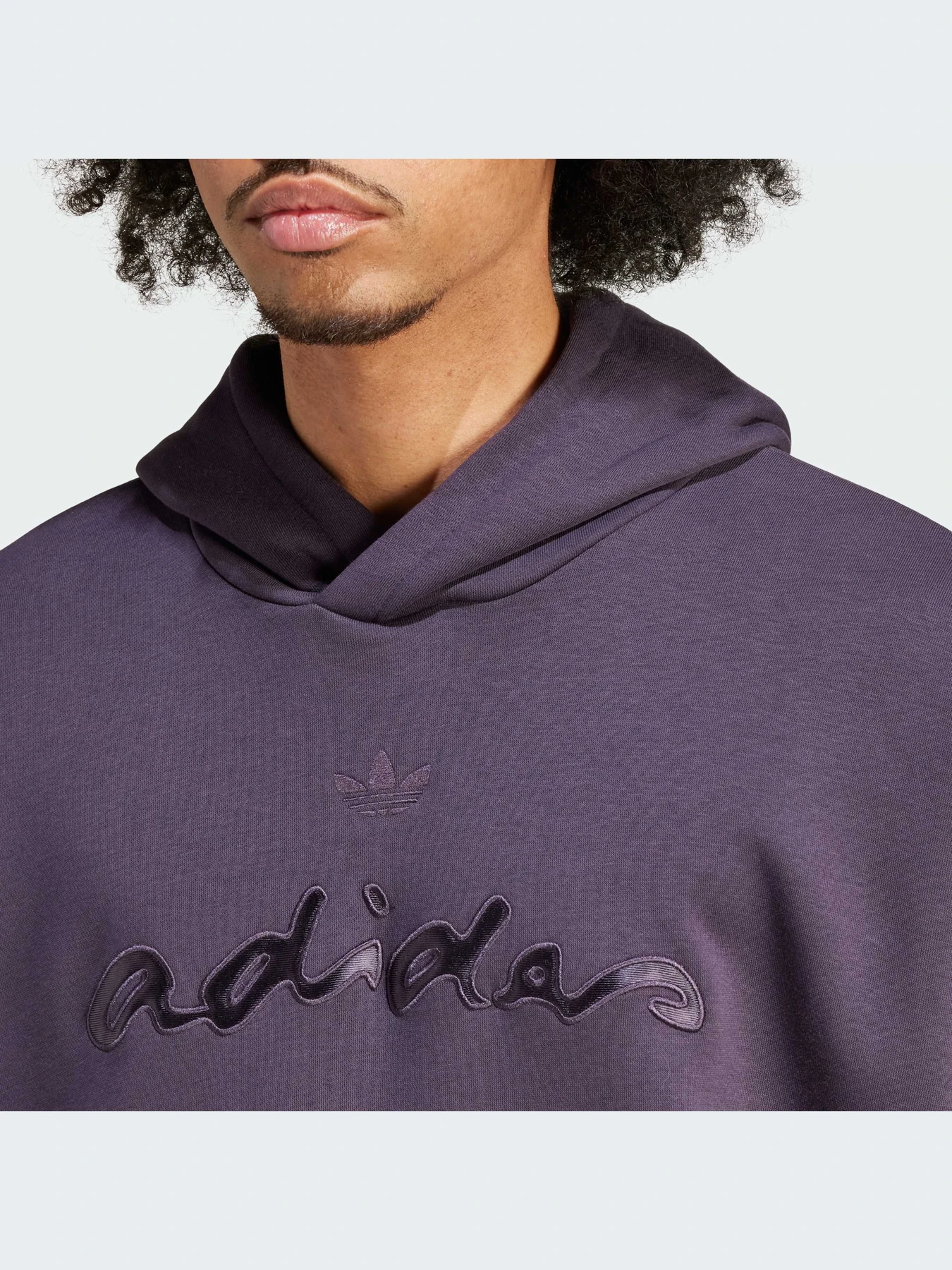 Худи и свитшоты Adidas Graphics модель IT7501-KZ Худи и свитшоты Adidas Graphics модель IT7501-KZ Фото