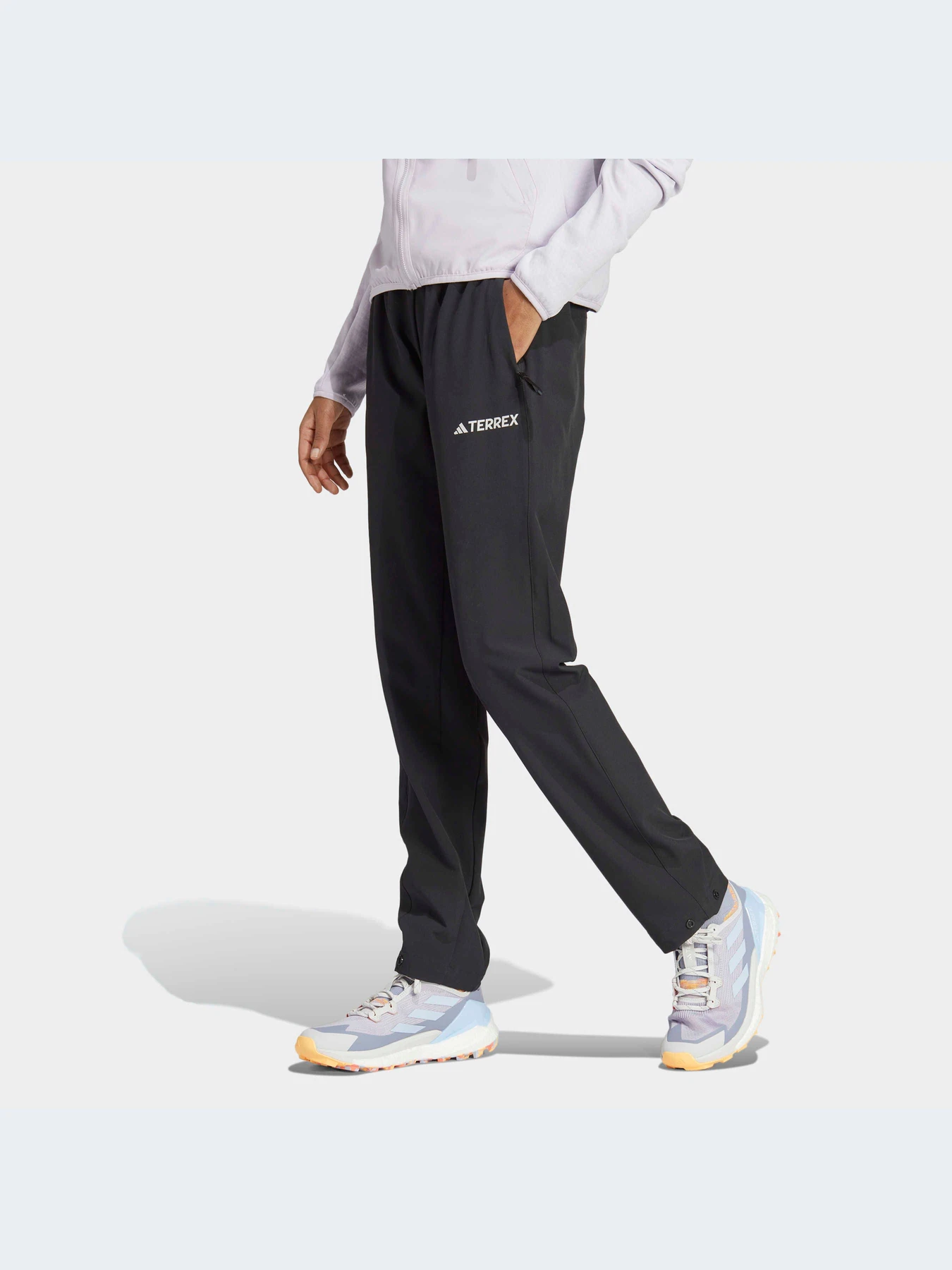 Брюки Adidas модель HN2951-KZ Брюки Adidas модель HN2951-KZ Фото