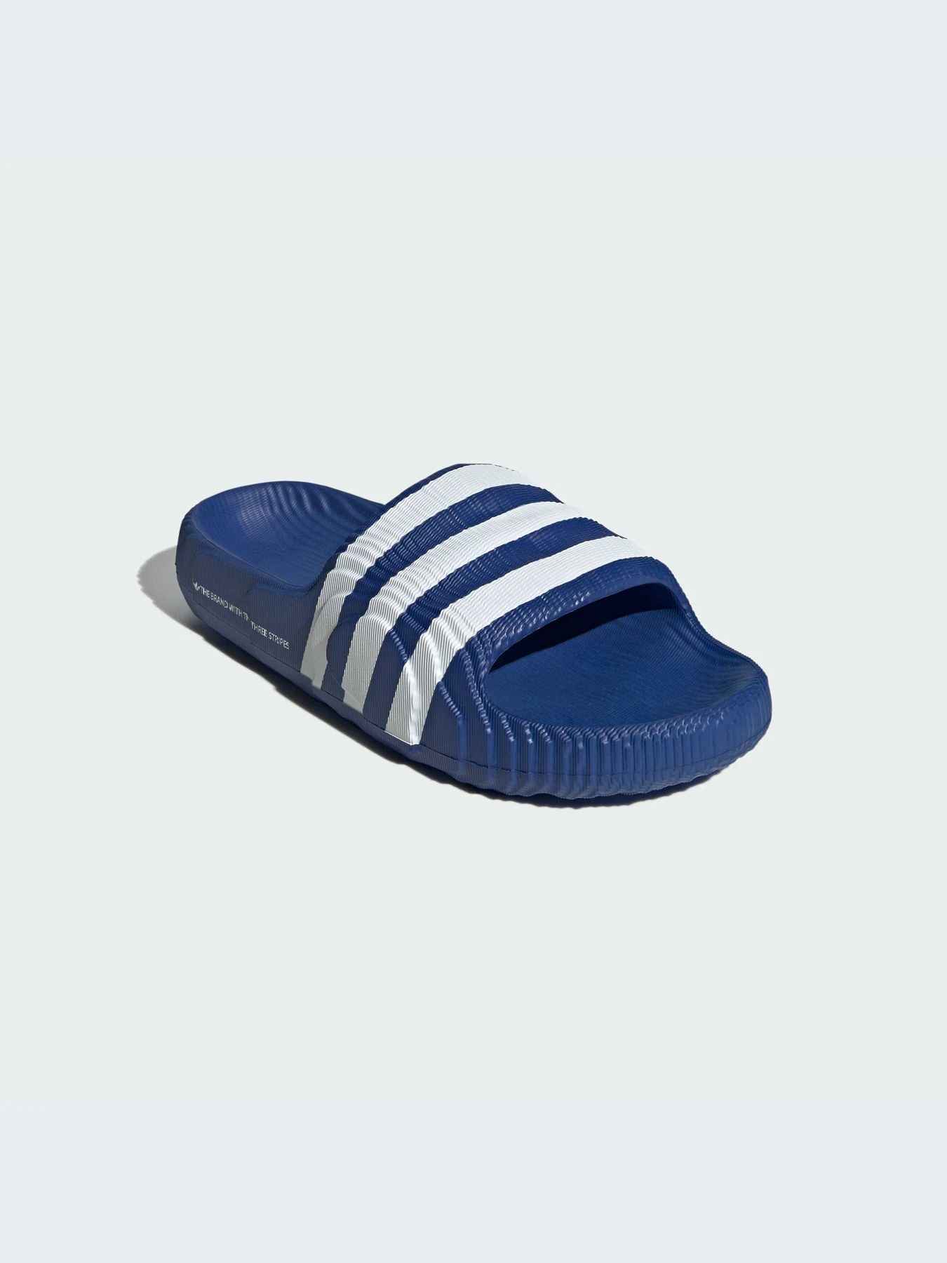 Шлёпанцы Adidas Adilette модель IF3667-KZ Шлёпанцы Adidas Adilette модель IF3667-KZ Фото
