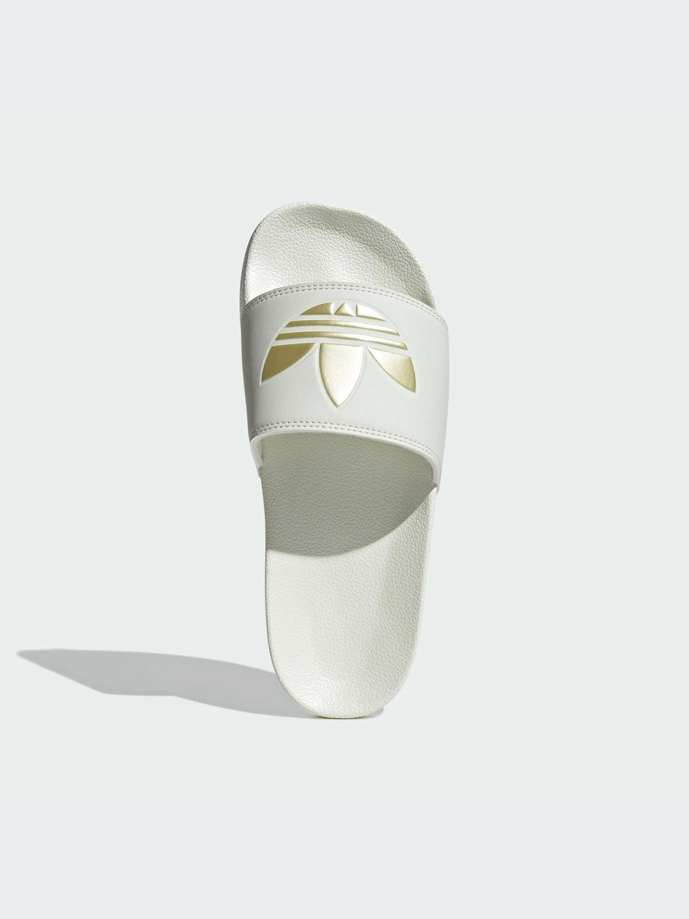 Шлёпанцы Adidas Adilette модель IE2988-KZ Шлёпанцы Adidas Adilette модель IE2988-KZ Фото