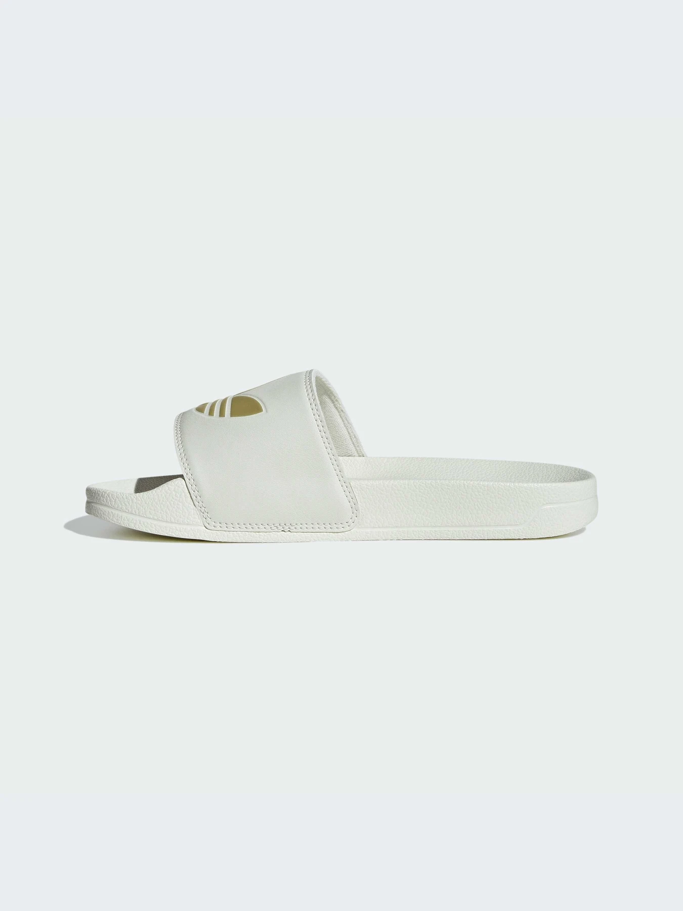 Шлёпанцы Adidas Adilette модель IE2988-KZ Шлёпанцы Adidas Adilette модель IE2988-KZ Фото