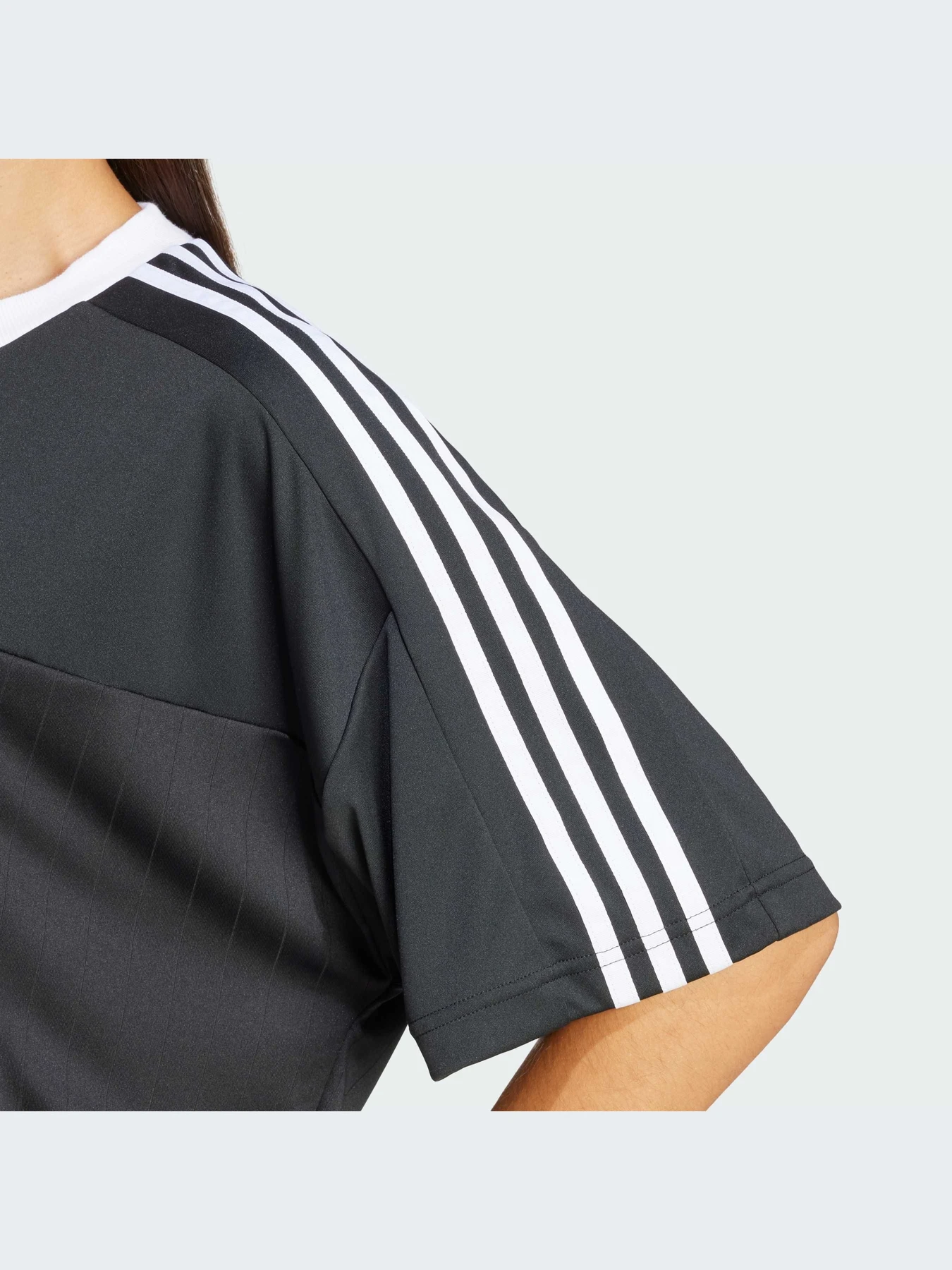 Футболки и поло Adidas Tiro модель IS4582-KZ Футболки и поло Adidas Tiro модель IS4582-KZ Фото