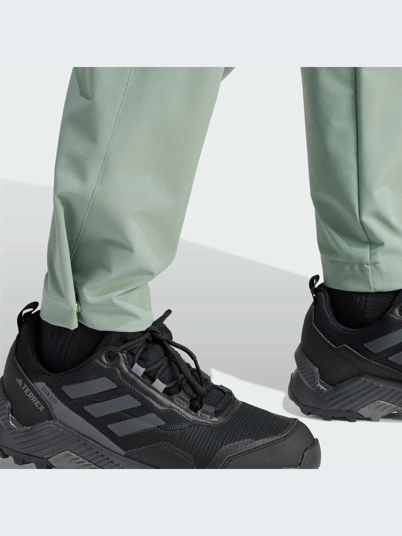 Брюки Adidas модель IQ3500-KZ Брюки Adidas модель IQ3500-KZ Фото