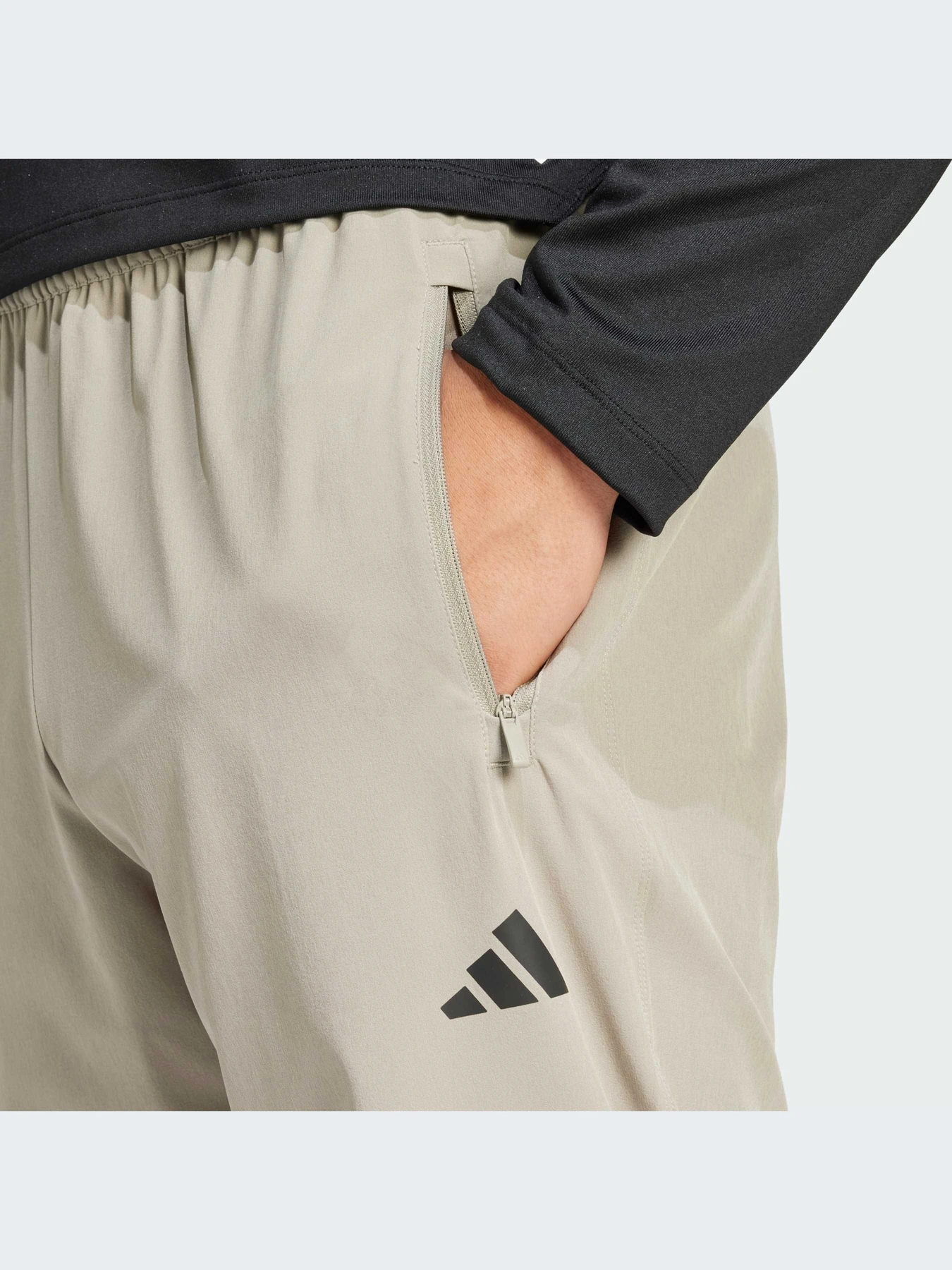 Брюки Adidas модель IS3790-KZ Брюки Adidas модель IS3790-KZ Фото