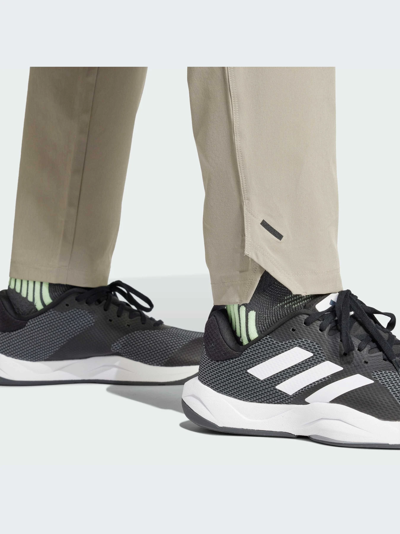 Брюки Adidas модель IS3790-KZ Брюки Adidas модель IS3790-KZ Фото
