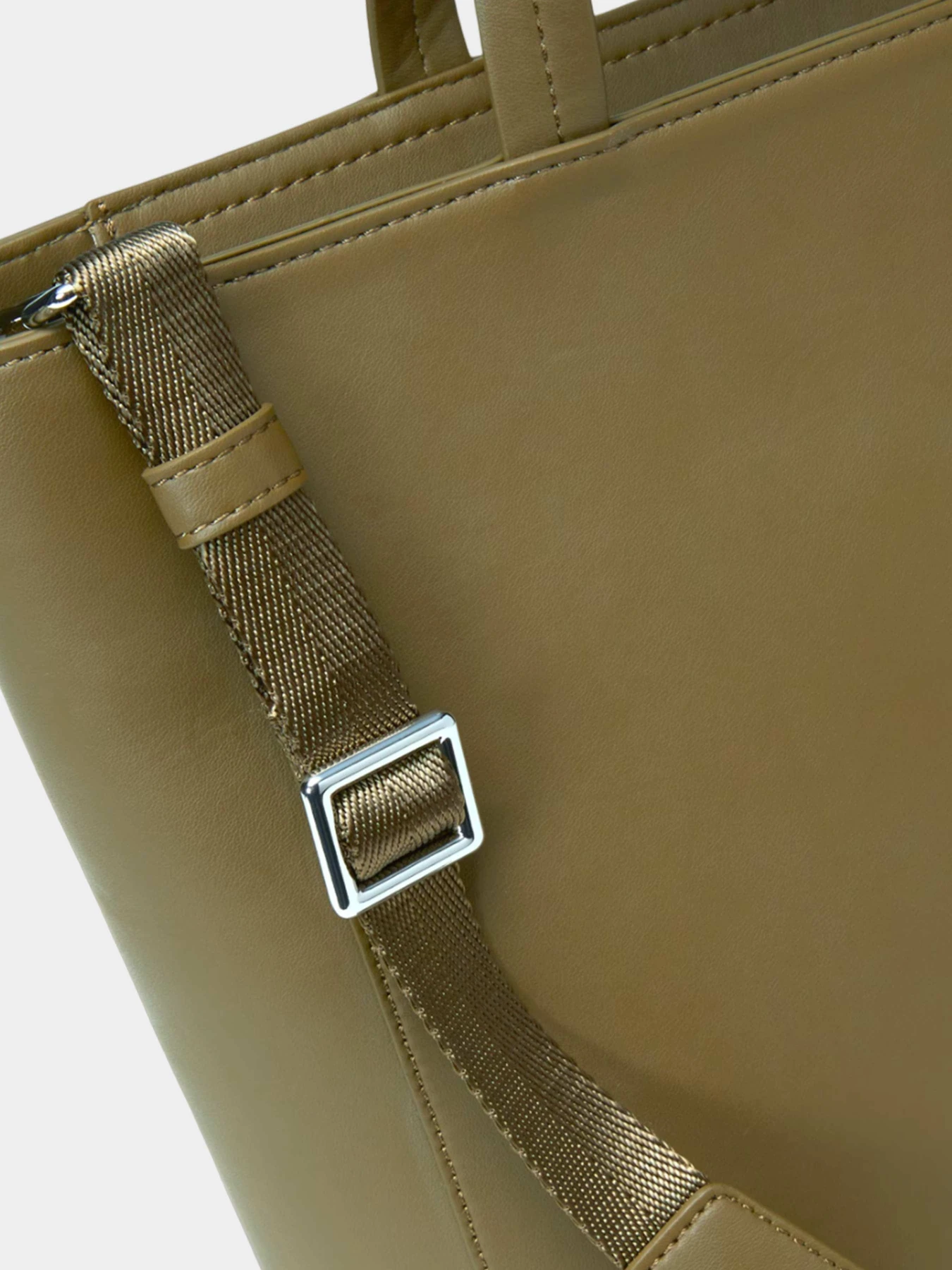 Сумки Marc O’Polo модель 30912100101631-442 Сумки Marc O’Polo модель 30912100101631-442 Фото