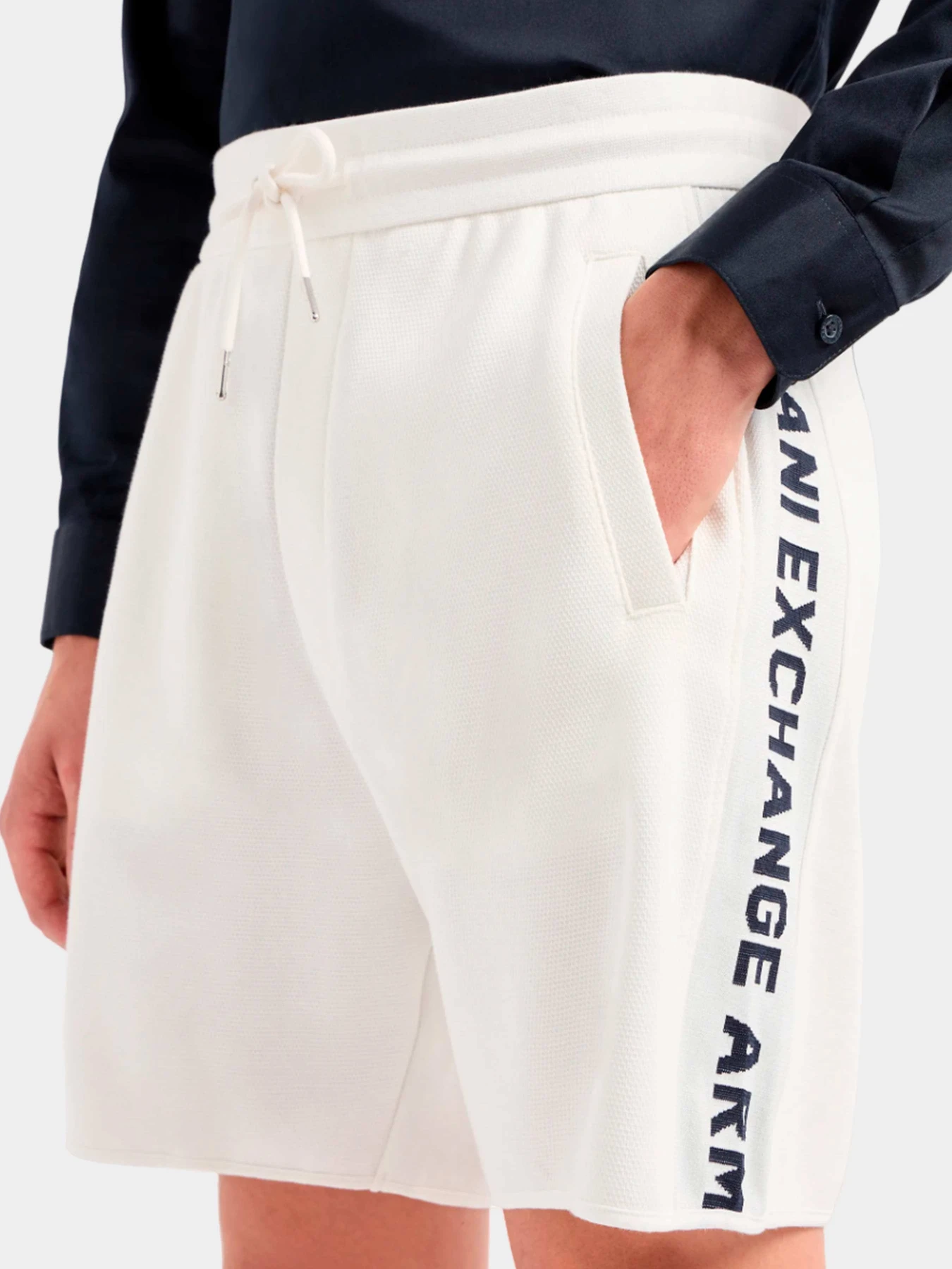 Шорты Armani Exchange модель 3DZSLA-ZJLGZ-1116 Шорты Armani Exchange модель 3DZSLA-ZJLGZ-1116 Фото