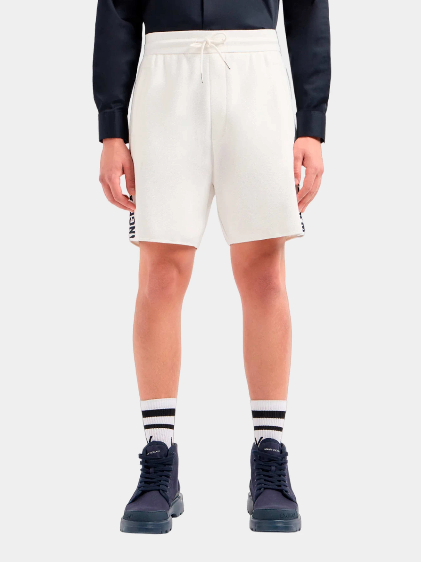 Шорты Armani Exchange модель 3DZSLA-ZJLGZ-1116 Шорты Armani Exchange модель 3DZSLA-ZJLGZ-1116 Фото
